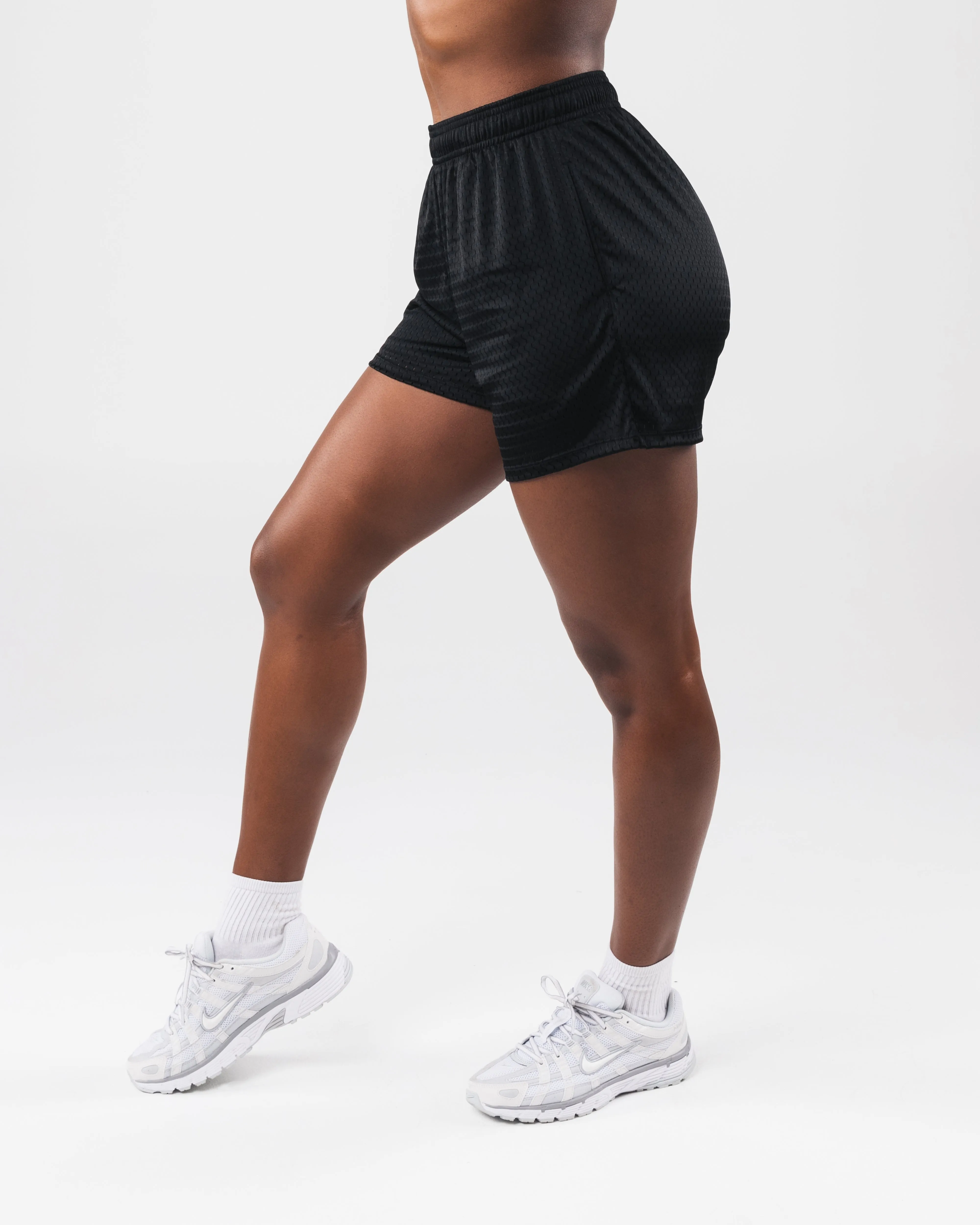 Essential Mesh Short - Black Move Flow