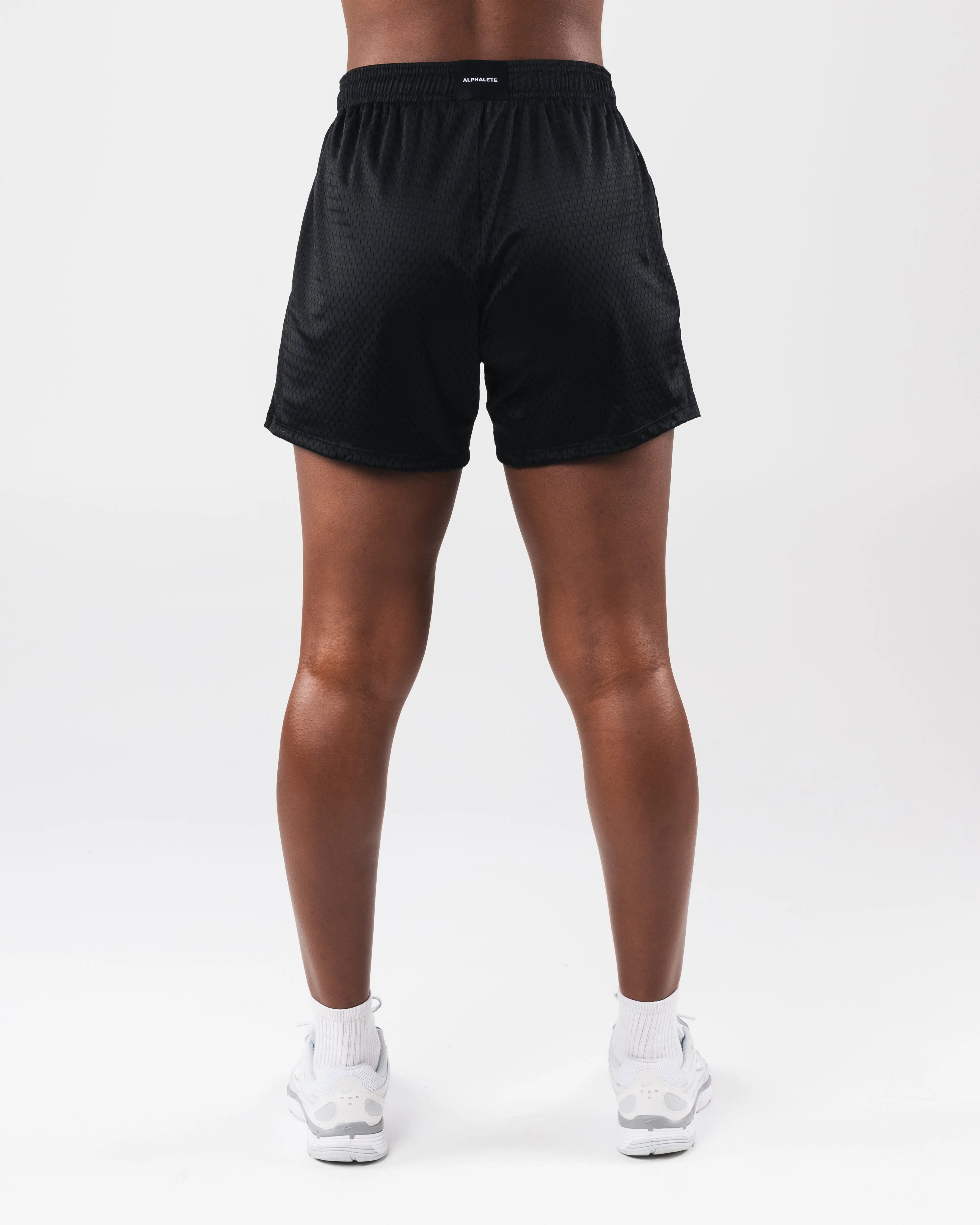 Essential Mesh Short - Black Body Movement home renovation