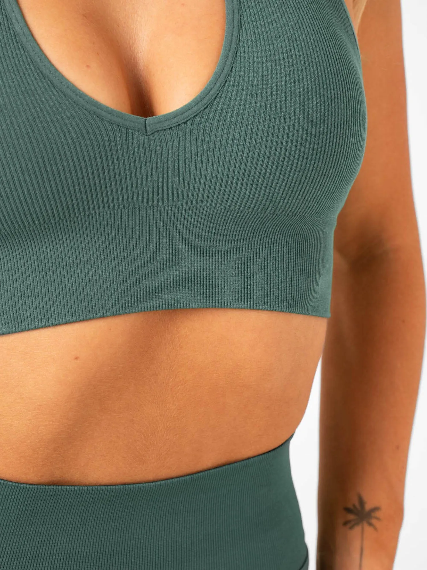 Lift Rib Seamless Halter Sports Bra - Petrol Dynamic Compression Fit