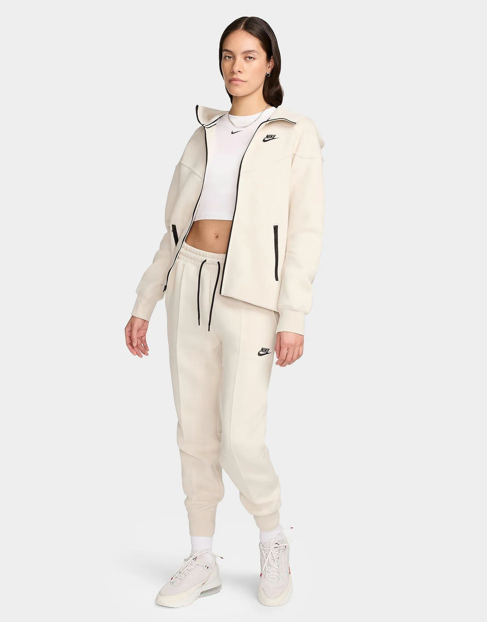 ????? ?????? Sportswear Tech Fleece | ???? LightweightConstruction Chilly Layer