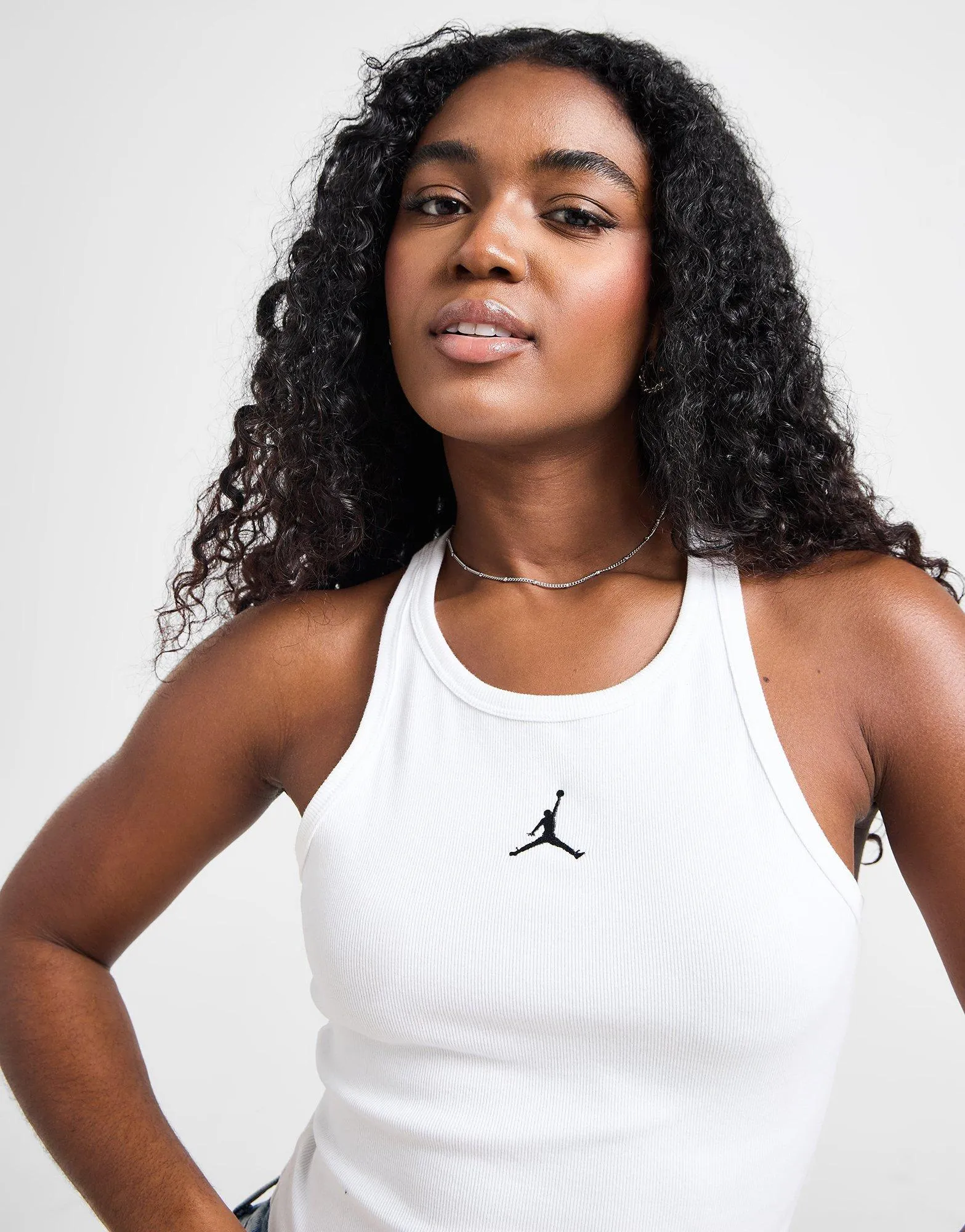 ?????? ???? ??? ???? Essentials | ???? Reinforced Shoulder Structure