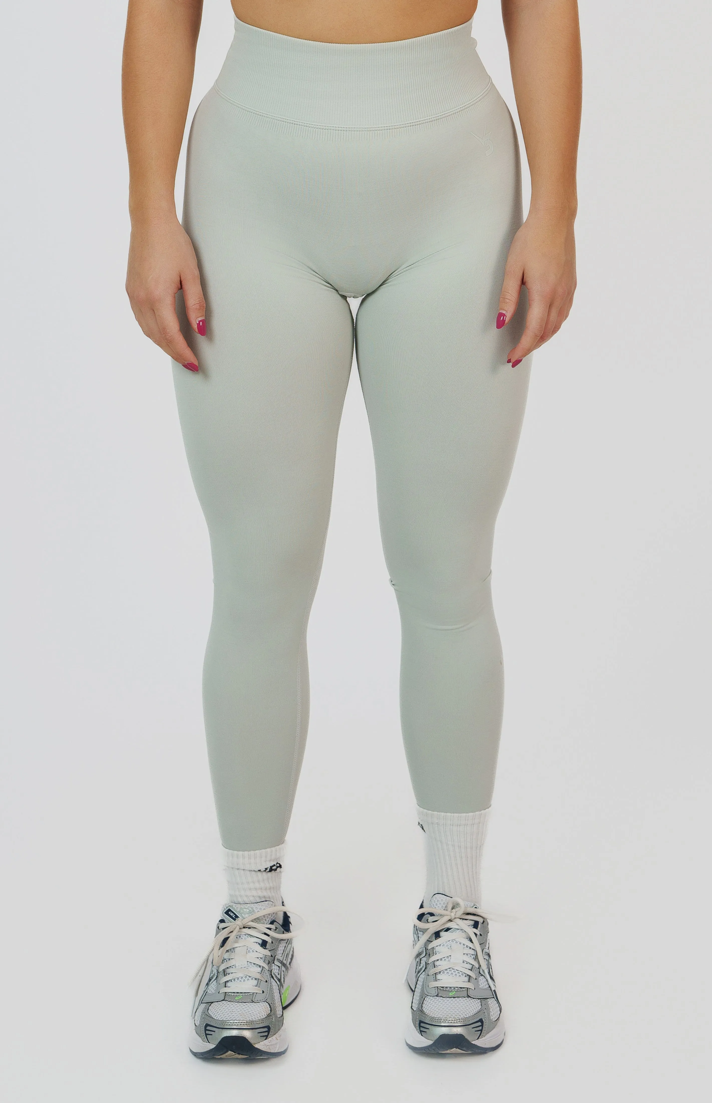 Form Seamless Scrunch Leggings - Light Grey Office Casual