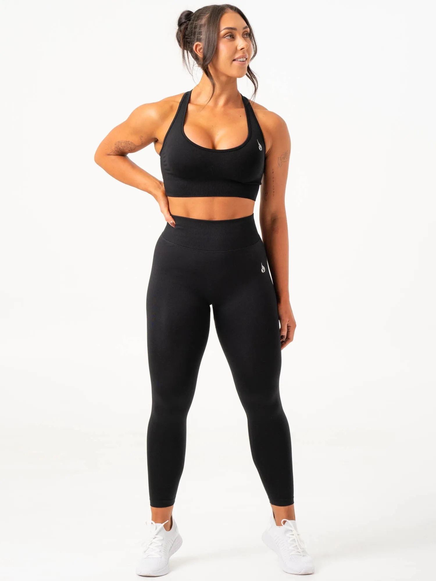Cross Back Seamless Bra - Black Cap-sleeved Spandex