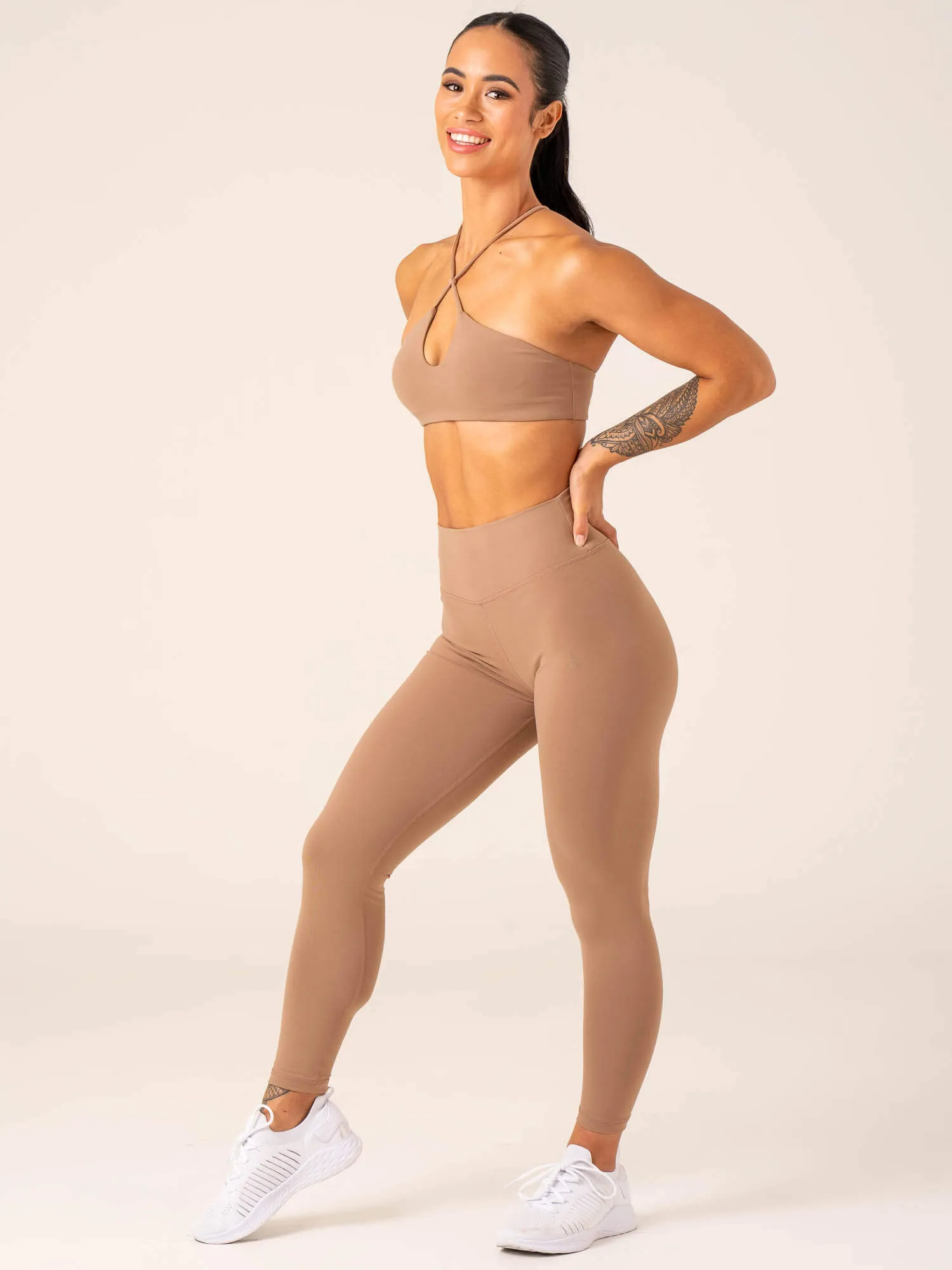 Seamless Texture Unstoppable Sports Bra - Mocha