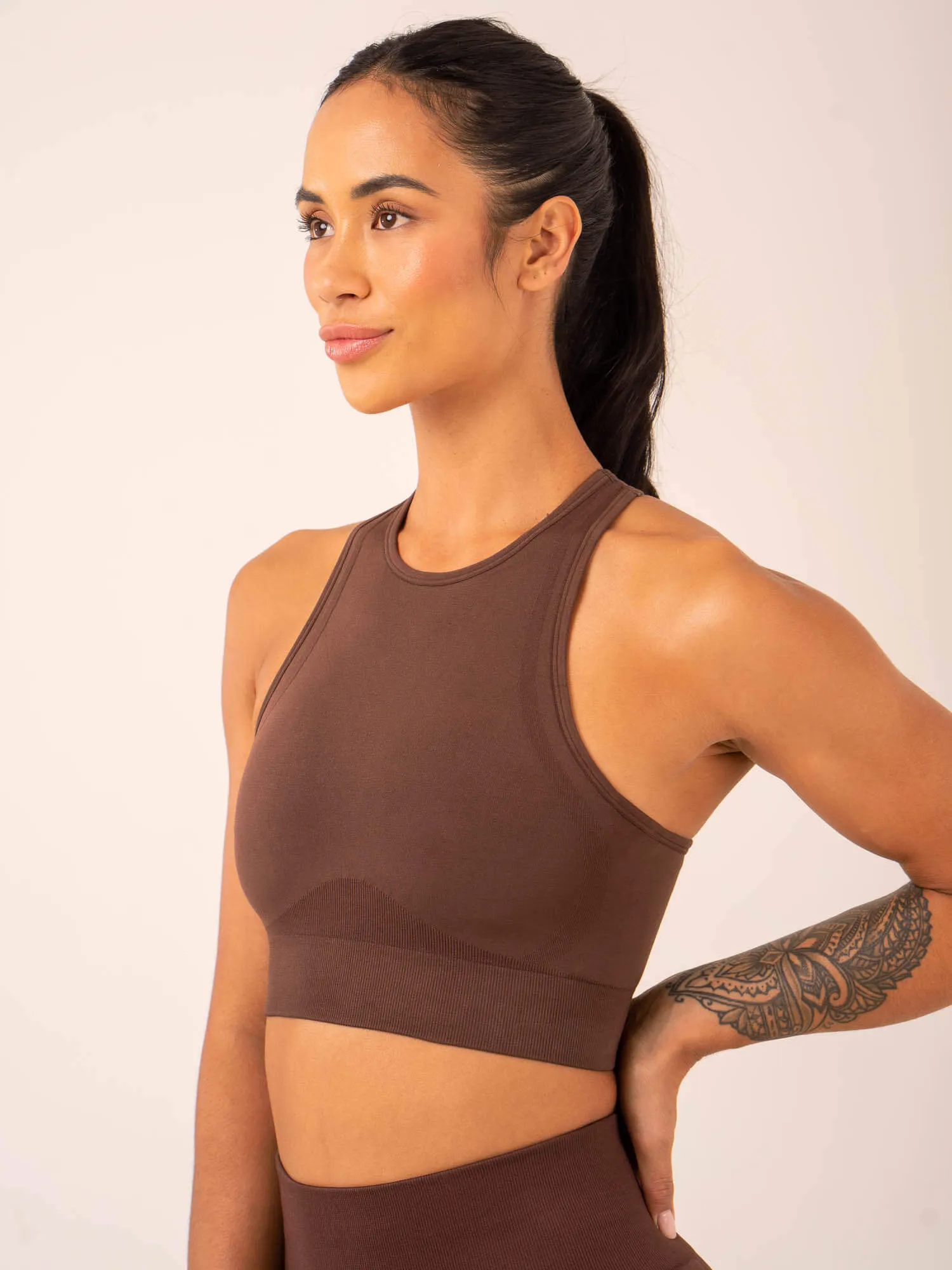 Lift Seamless High Neck Sports Bra - Chocolate Shock Absorption Zones