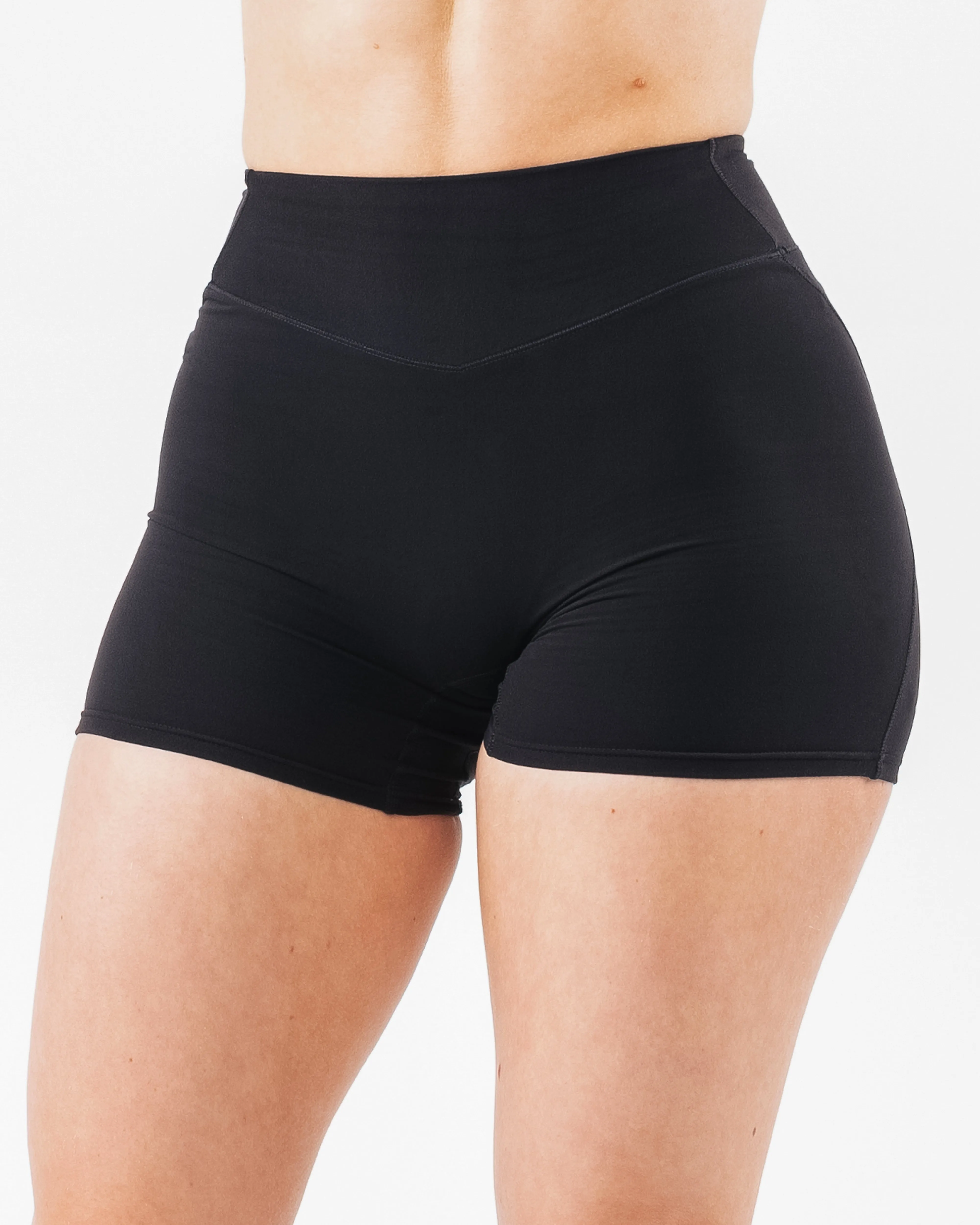 Everyday Core Short 5" - Black Eco Certified Dye