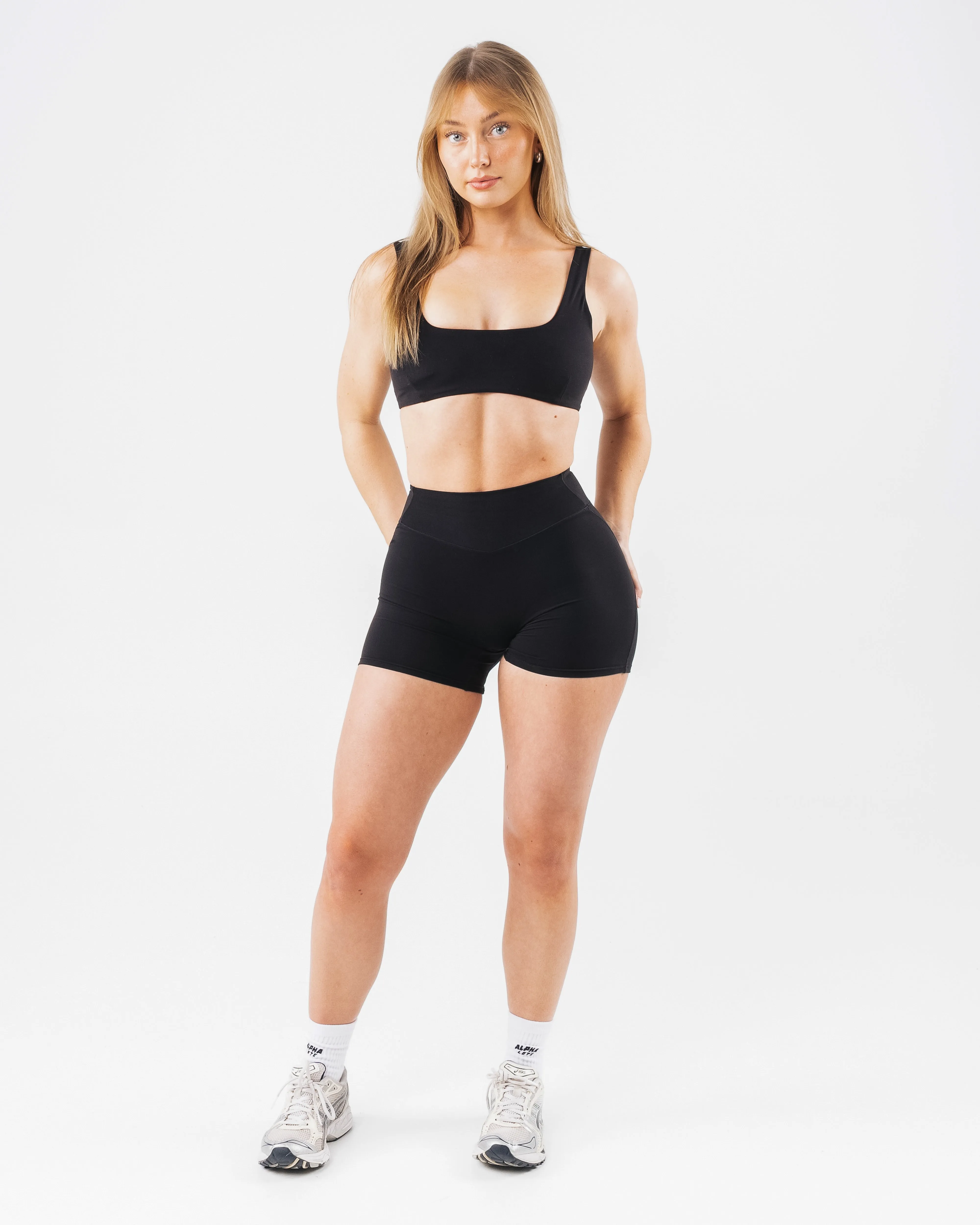 No Ride Up Design Everyday Core Short 5" - Black