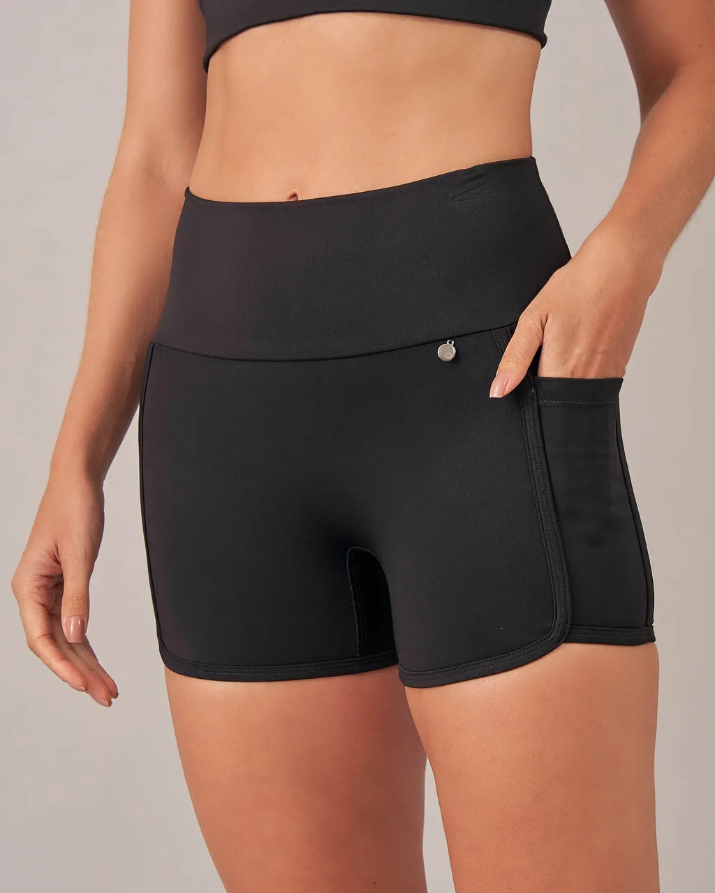Quick Fit Casual Active Shorts detalhe gal?o e bolso (SH23)