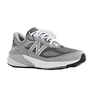 New Balance Women's 990 v6 Wide Grey fast - paced suitable