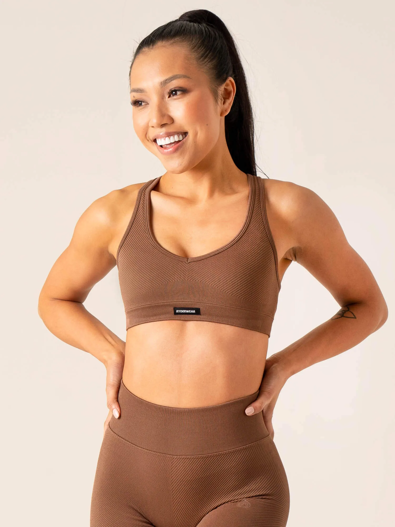 Circuit Rib Seamless Sports Bra - Chocolate Anti-static