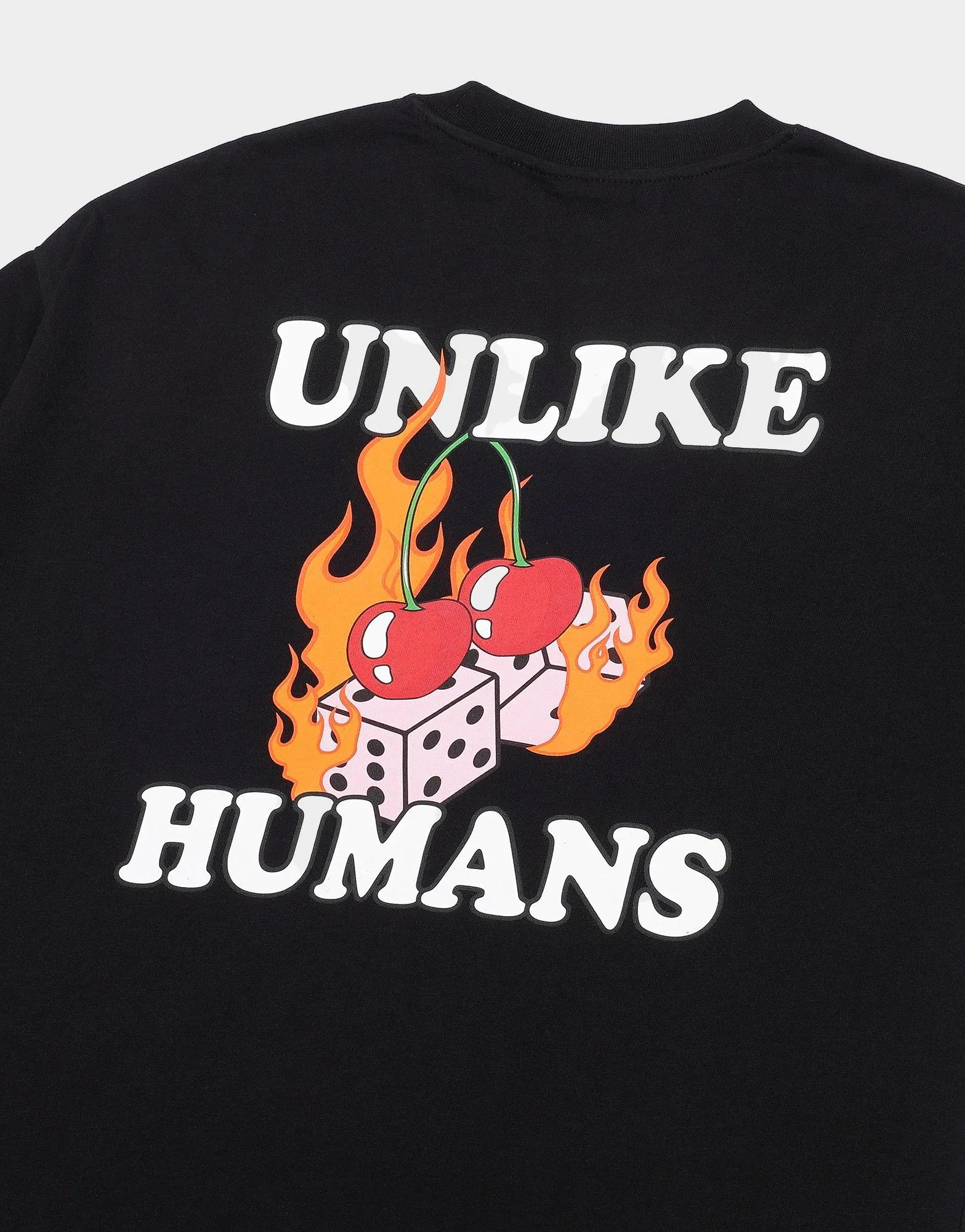 Flame Dice T-Shirt Reinforced Shoulders Classic timelessness