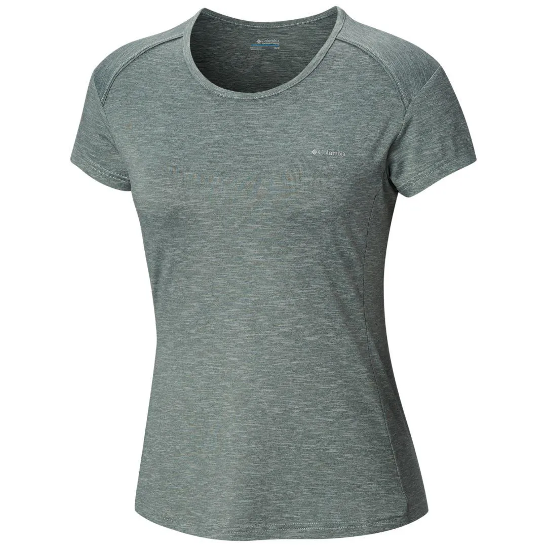 proper length Active Layers Columbia Women Green Firwood Camp Tee (Sun Protection)