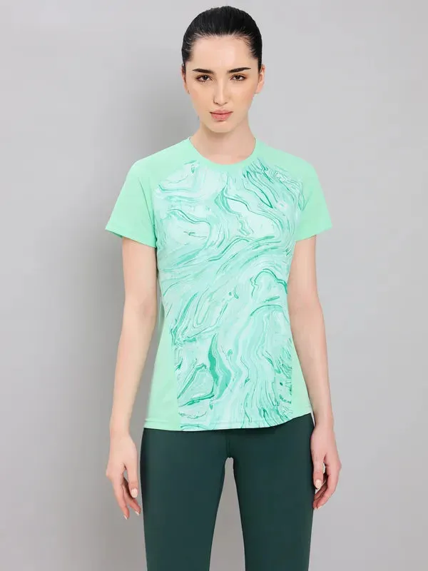 Women Abstract Print Slim Fit Crew Neck T-shirt with TECHNO COOL  Ribbed Collar Trim