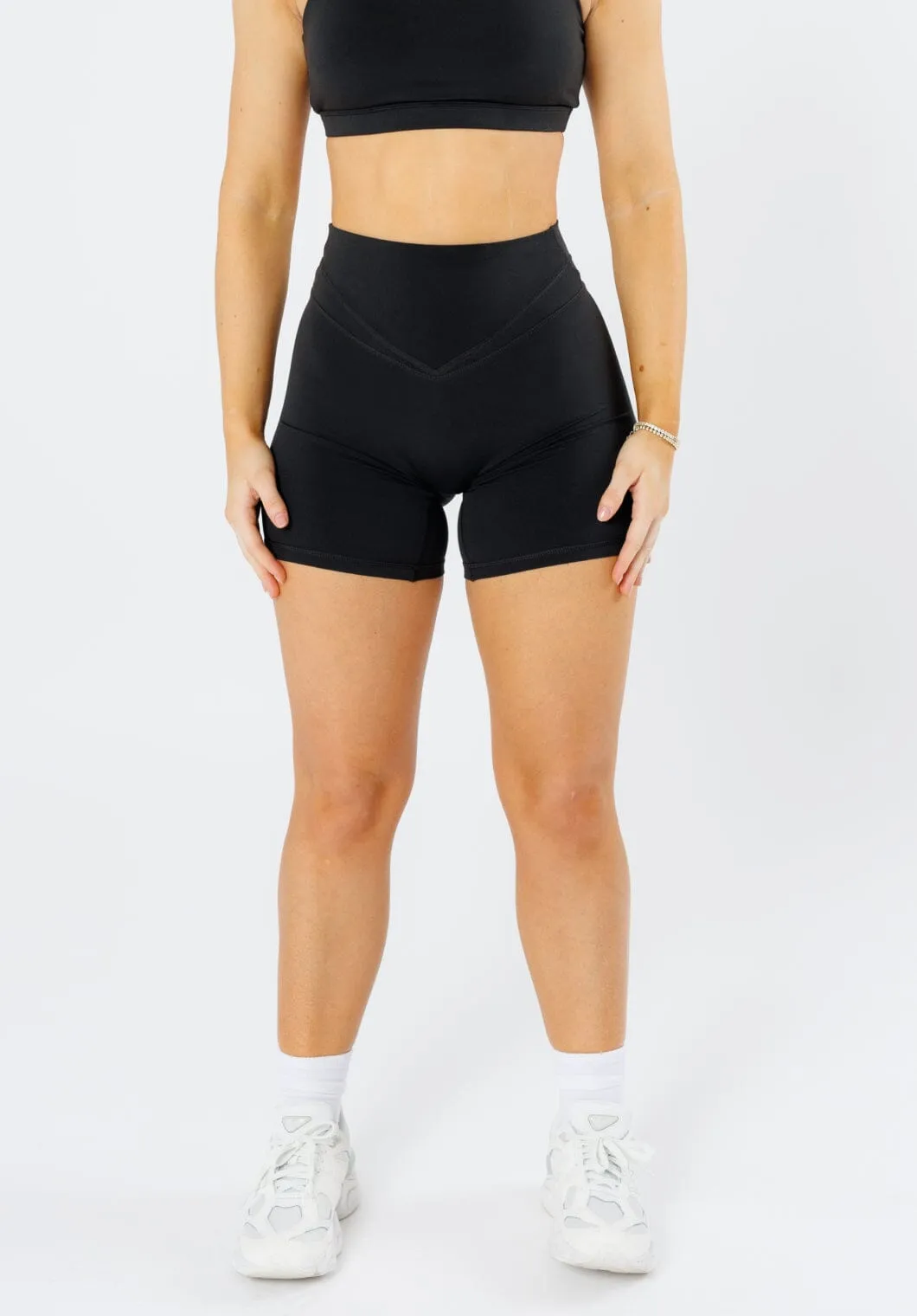 Reluna Icon Sculptseam? Plus Short 6?? Black Anti Odor Treatment