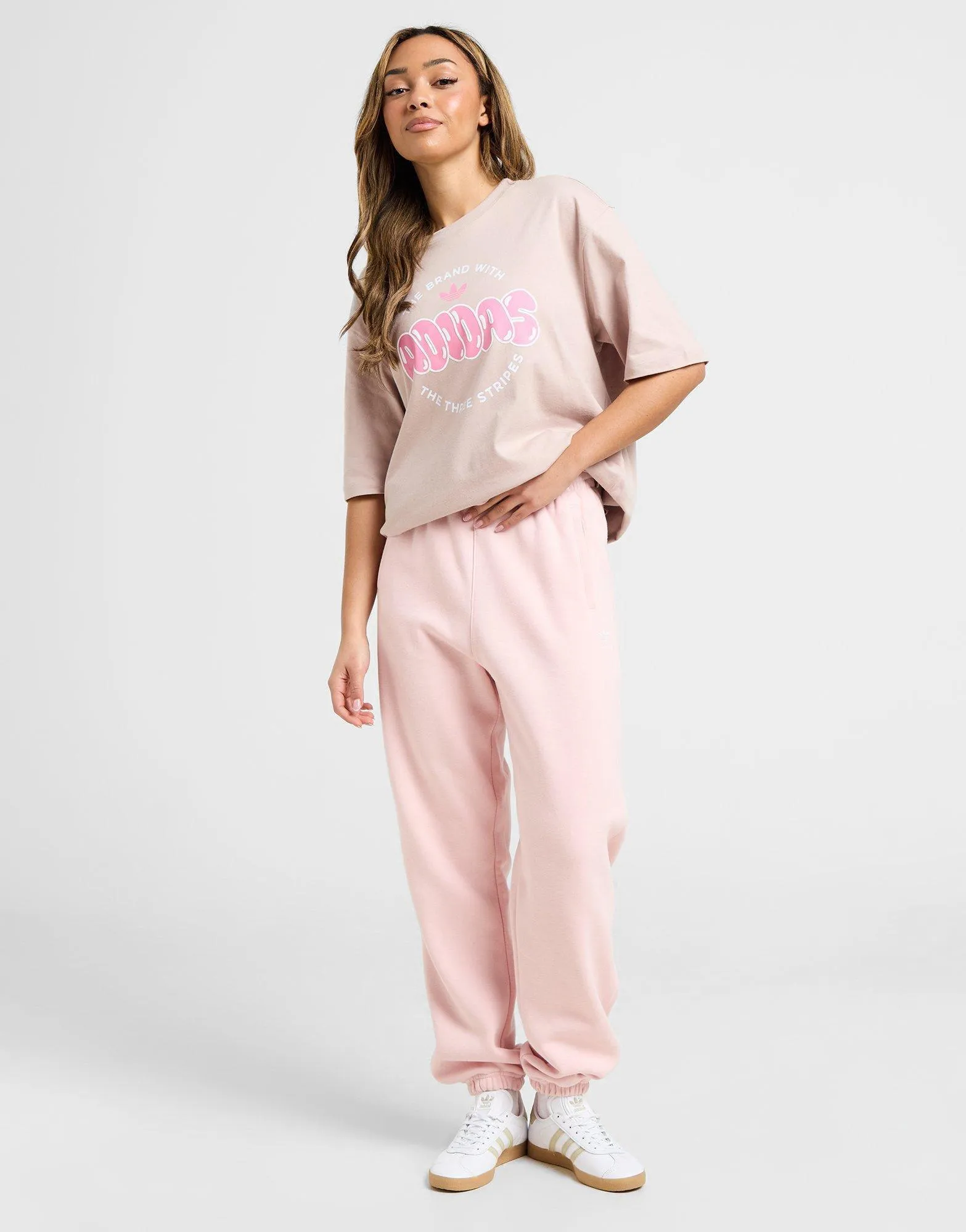 Graphic T-Shirt Christmas Chill Vibe