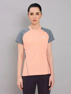 Women Colorblock Slim Fit Crew Neck T-shirt with TECHNO COOL  MinimalistStitching
