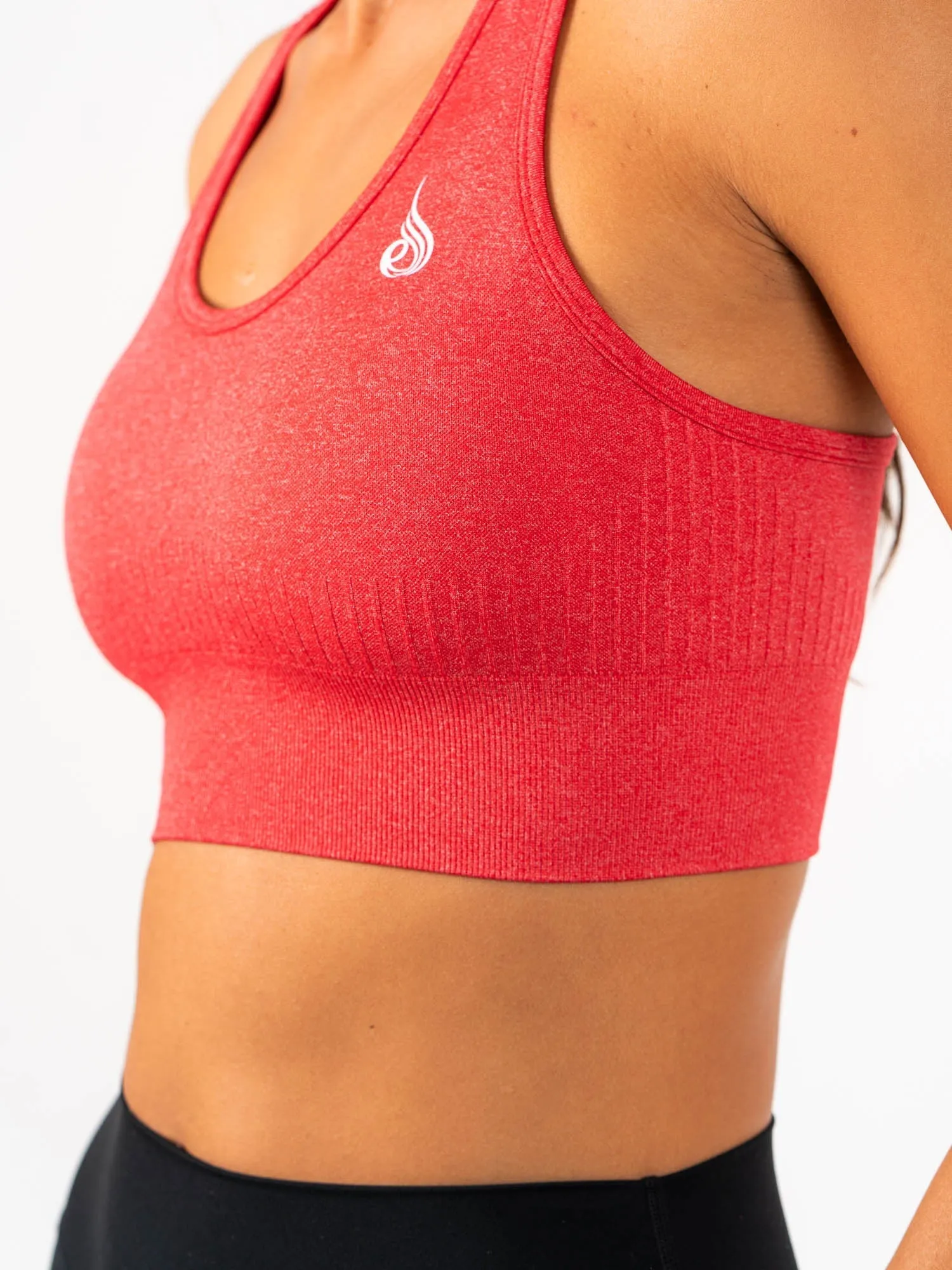 Embroidered edges seams Accessorized seams Seamless Staples Sports Bra - Red Marl