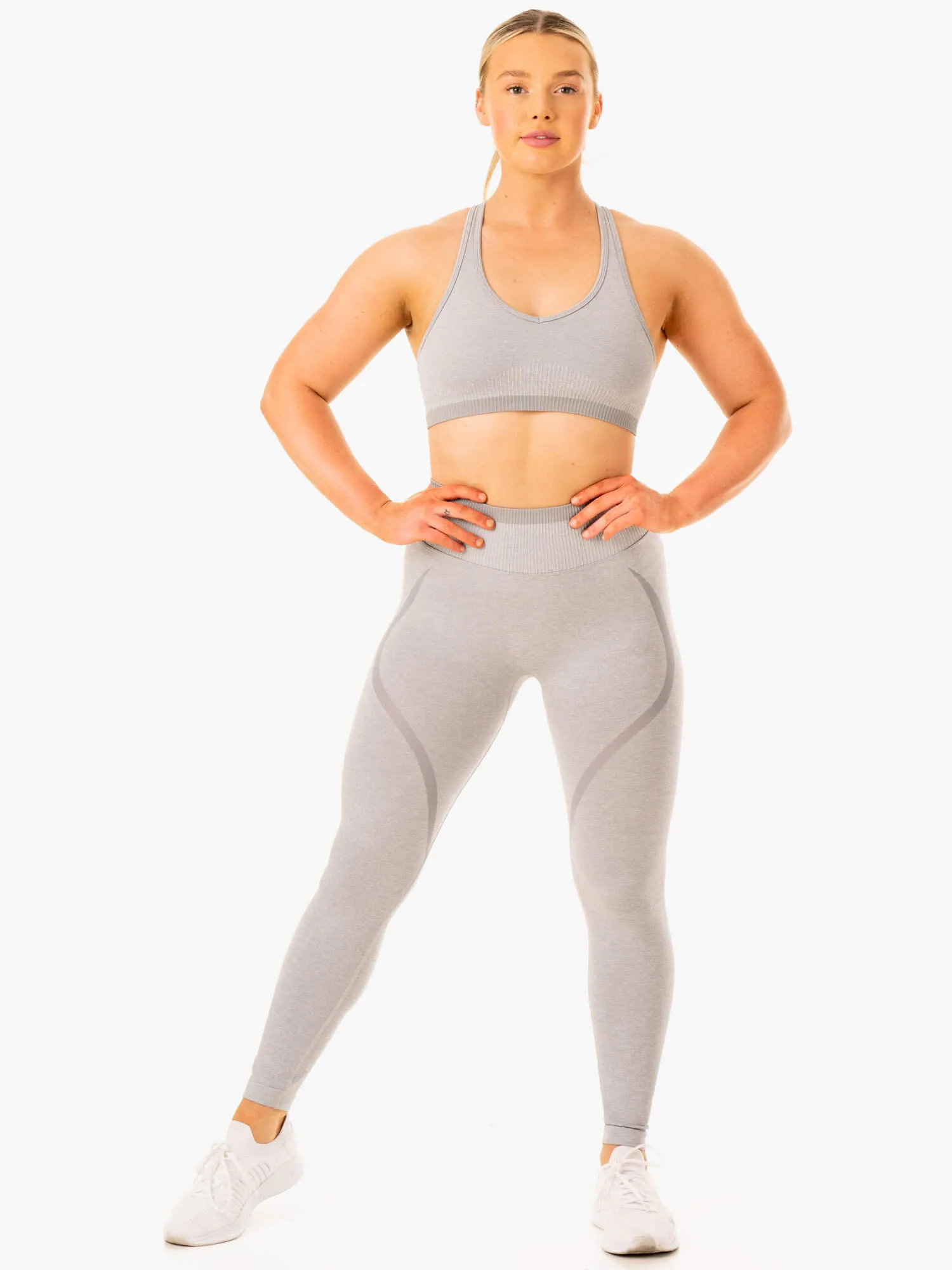 Anti-shrink seams Sewn seams Excel Seamless Sports Bra - Grey Marl