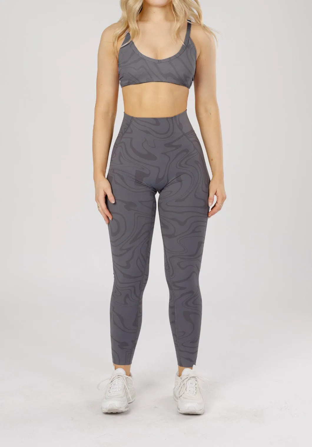 RecStretch? DesB High Flow Sculptseam? Plus Legging Groove Casual Day Mesh Panel