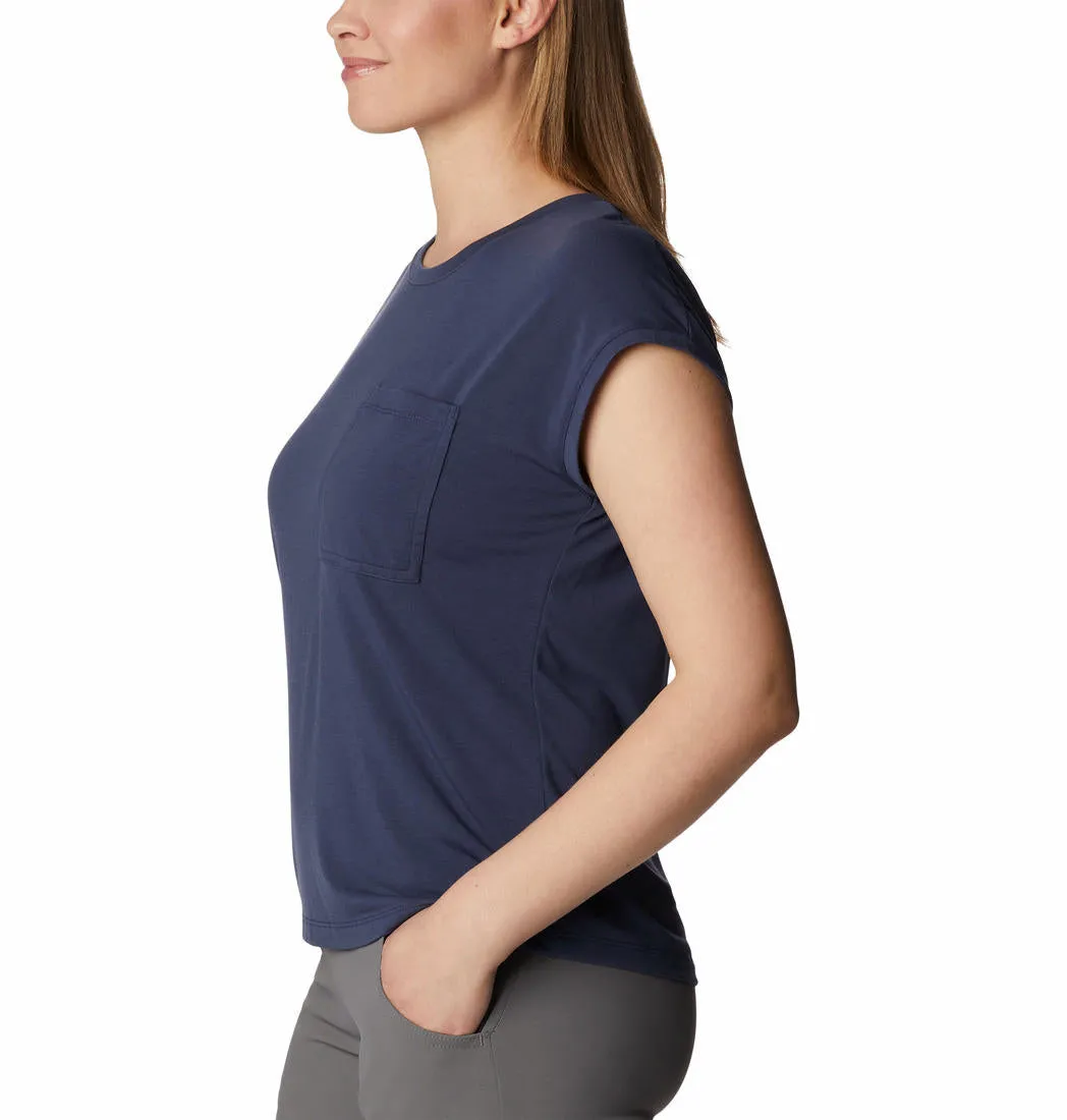 Chic and Cozy Wear Columbia Women Navy Blue Boundless Trek Short Sleeve Tee