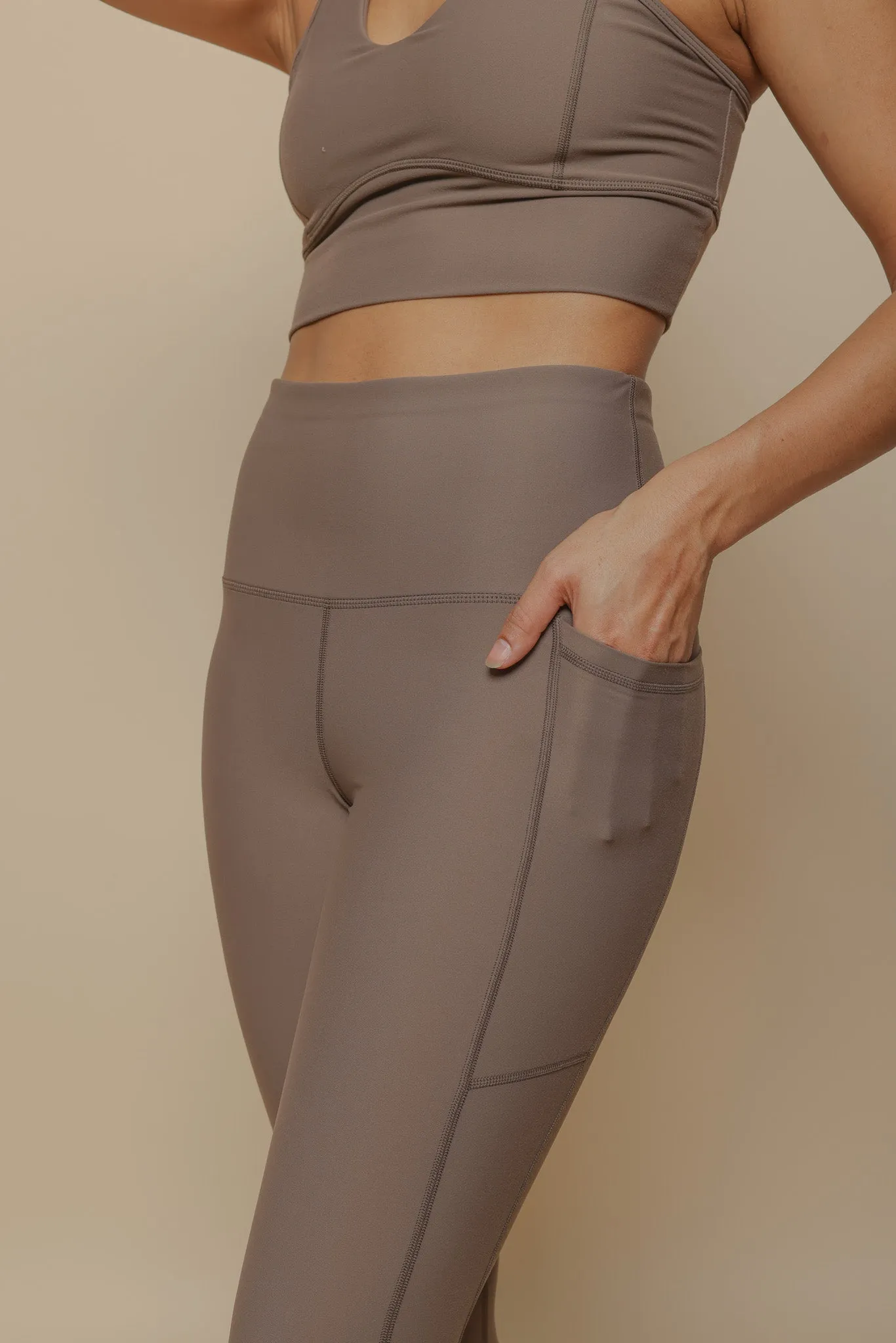 Evolve 7/8 Tight Slim Fit Wear