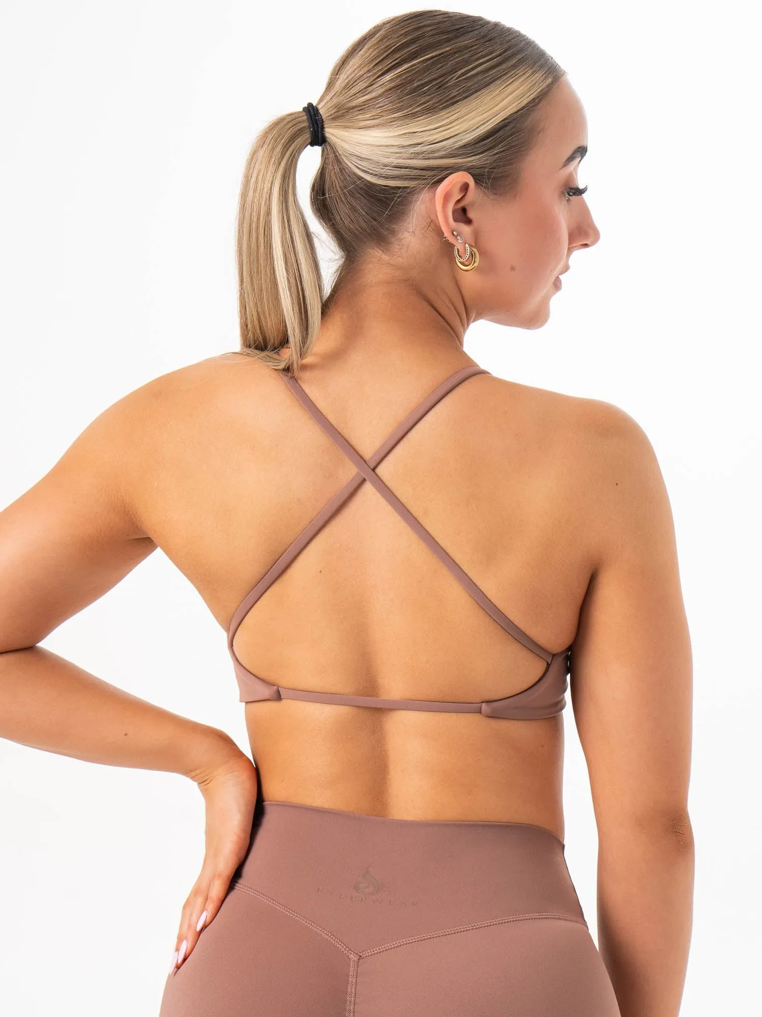 Solid NKD Twist Sports Bra - Mocha