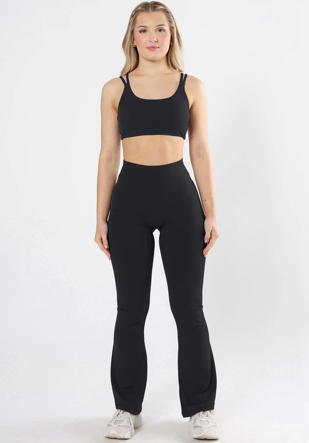 Gusseted Crotch RecStretch? Original Sculptseam? Plus Essential Flare Legging 31" Black