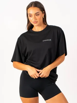 Advance Oversized T-Shirt - Black Active Comfort Style Short sleeved breeziness