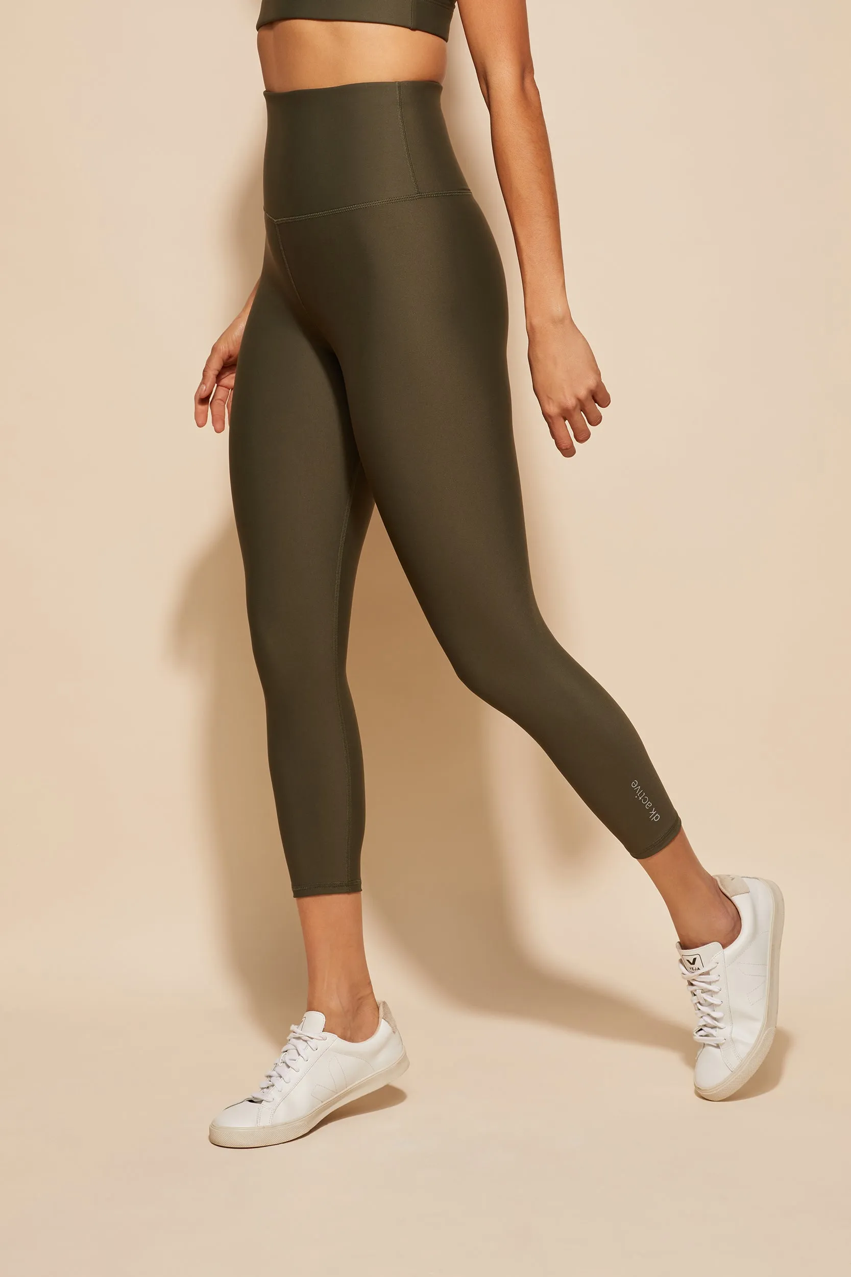 Vibe Tight Comfortable Shape