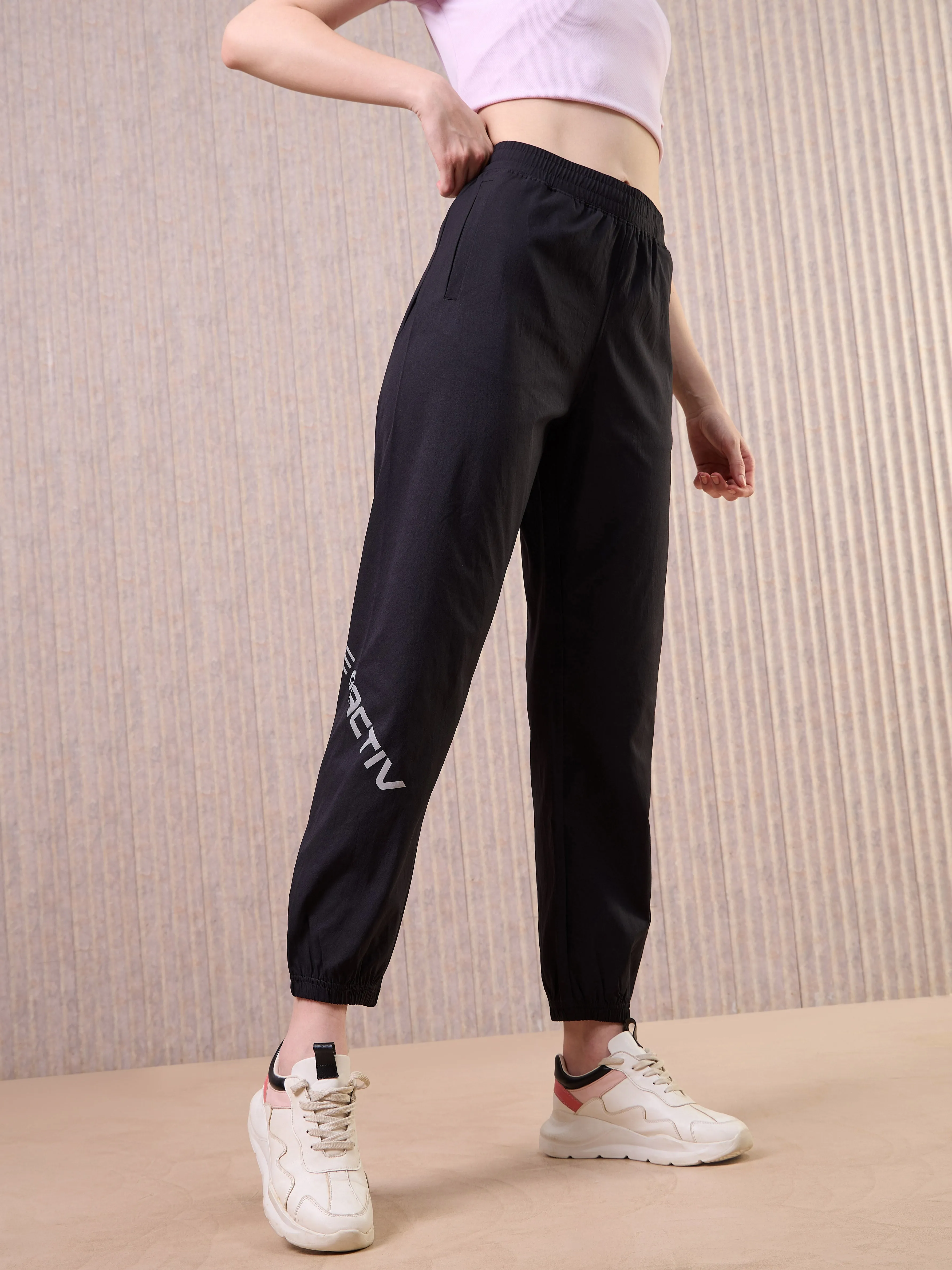 Comfort Fit Women Printed Slim Fit Joggers with TS FLEXI