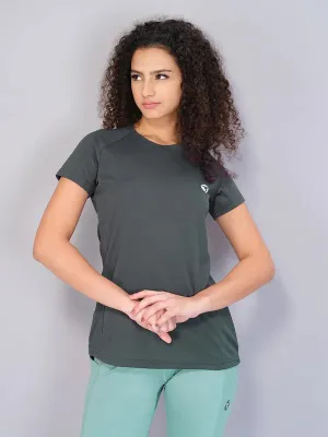Women Solid Slim Fit Crew Neck T-shirt with TECHNO COOL Fashion-Forward Fit Trendy Basics