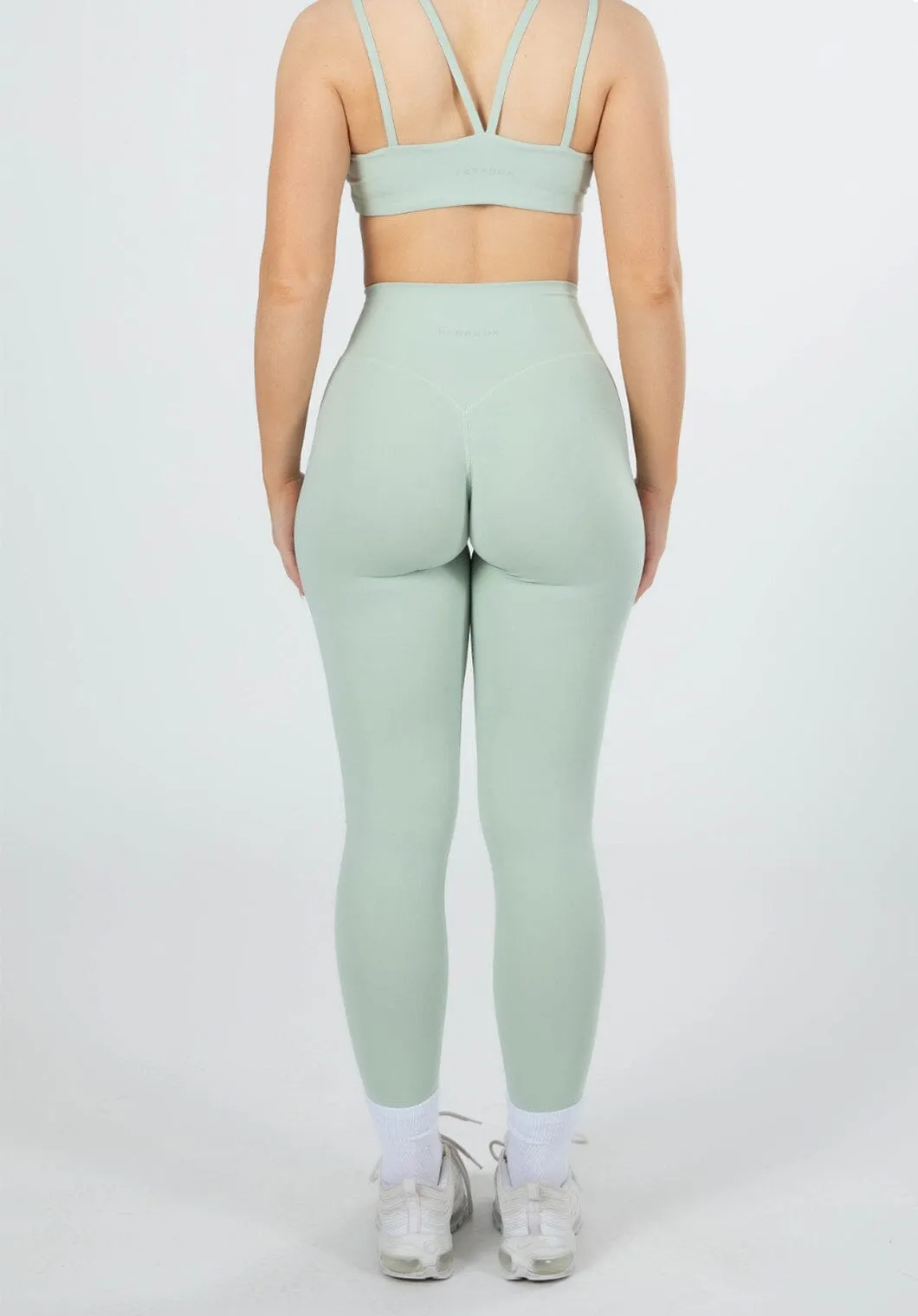 Clean Finish Easy Flex RecStretch Original Sculptseam? Plus Legging Sage