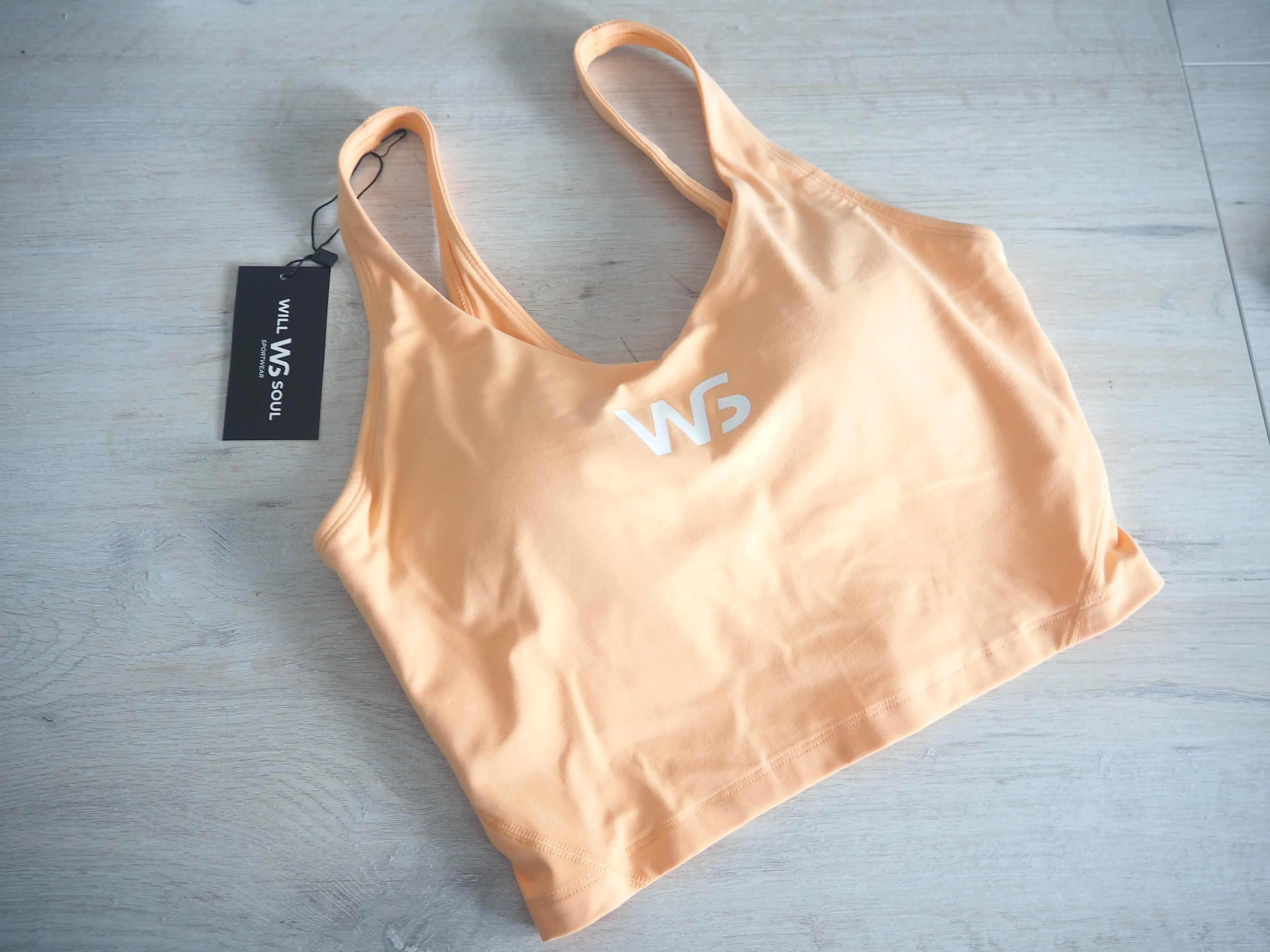 TOP GIA Pilates outfit Supportive Band