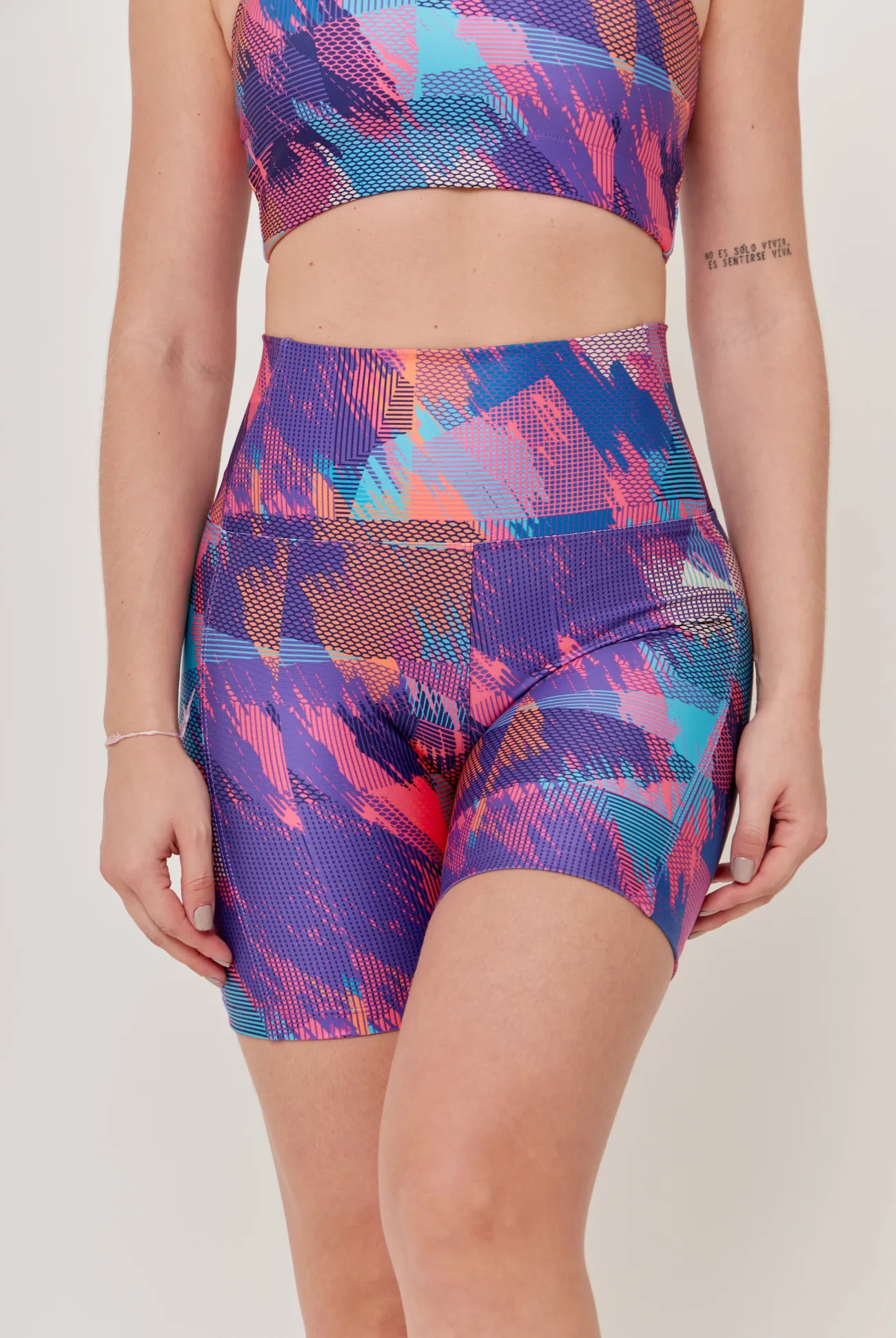 SHORT BIKER PRINT Quick Adjust Fit