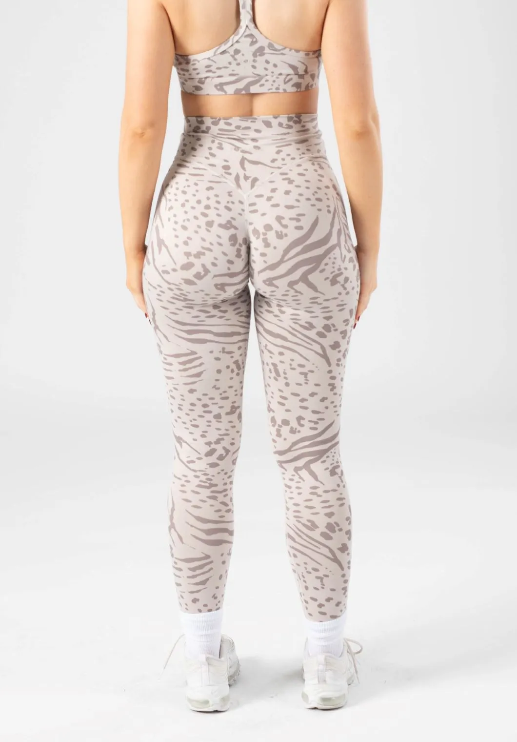 Reluna Crossover Sculptseam? Legging Snow Leopard Sculpted Shape Easy Flow
