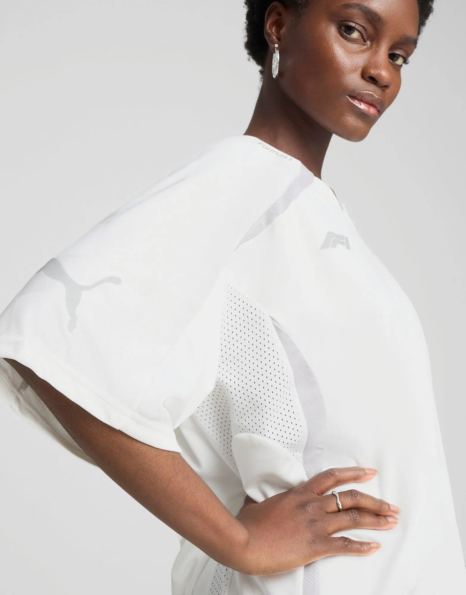 Minimal Fashion Holiday Wear Jer-She T-Shirt