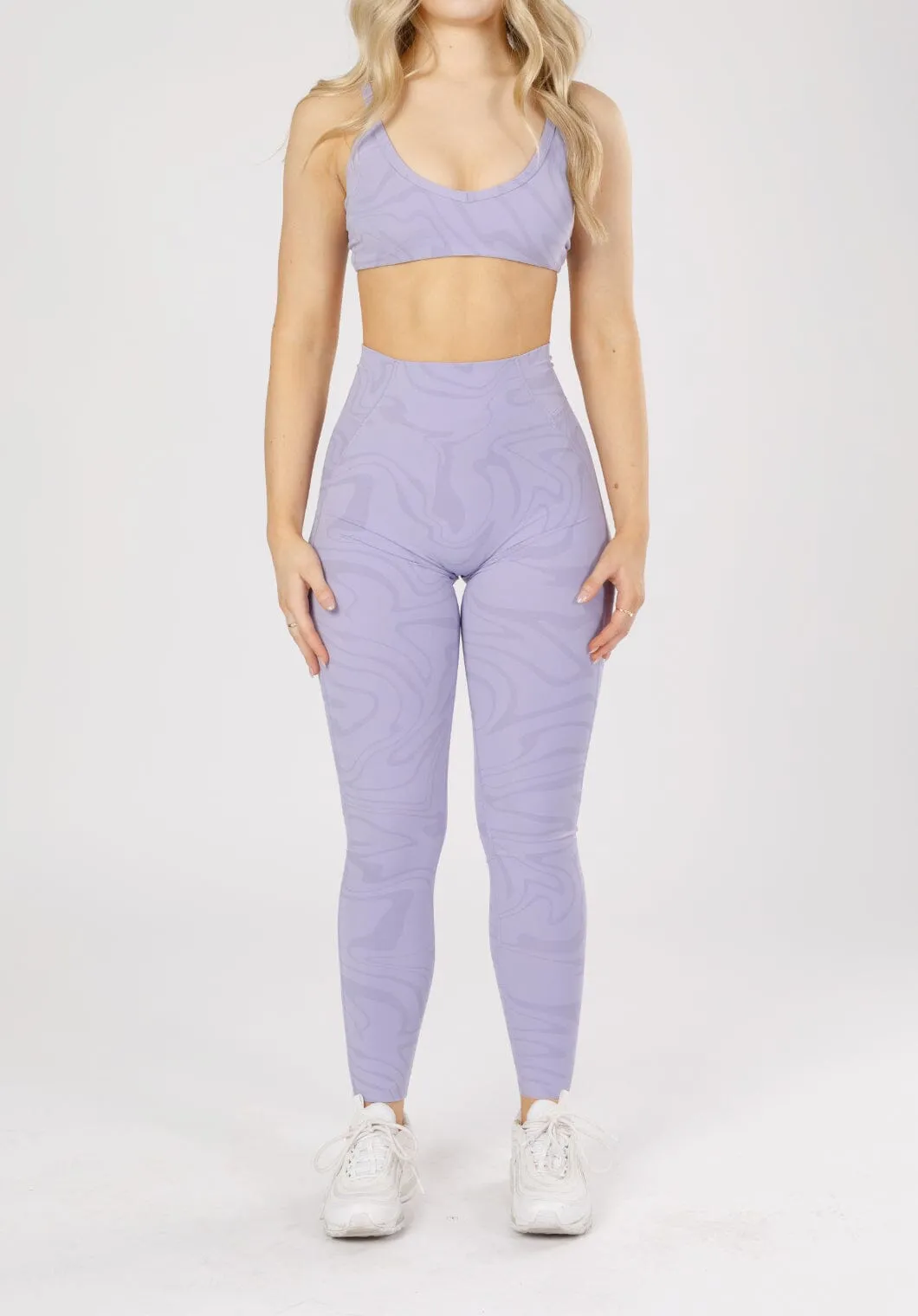 RecStretch? DesB High Flow Sculptseam? Plus Legging Fantasy Smooth Texture Elegant Look