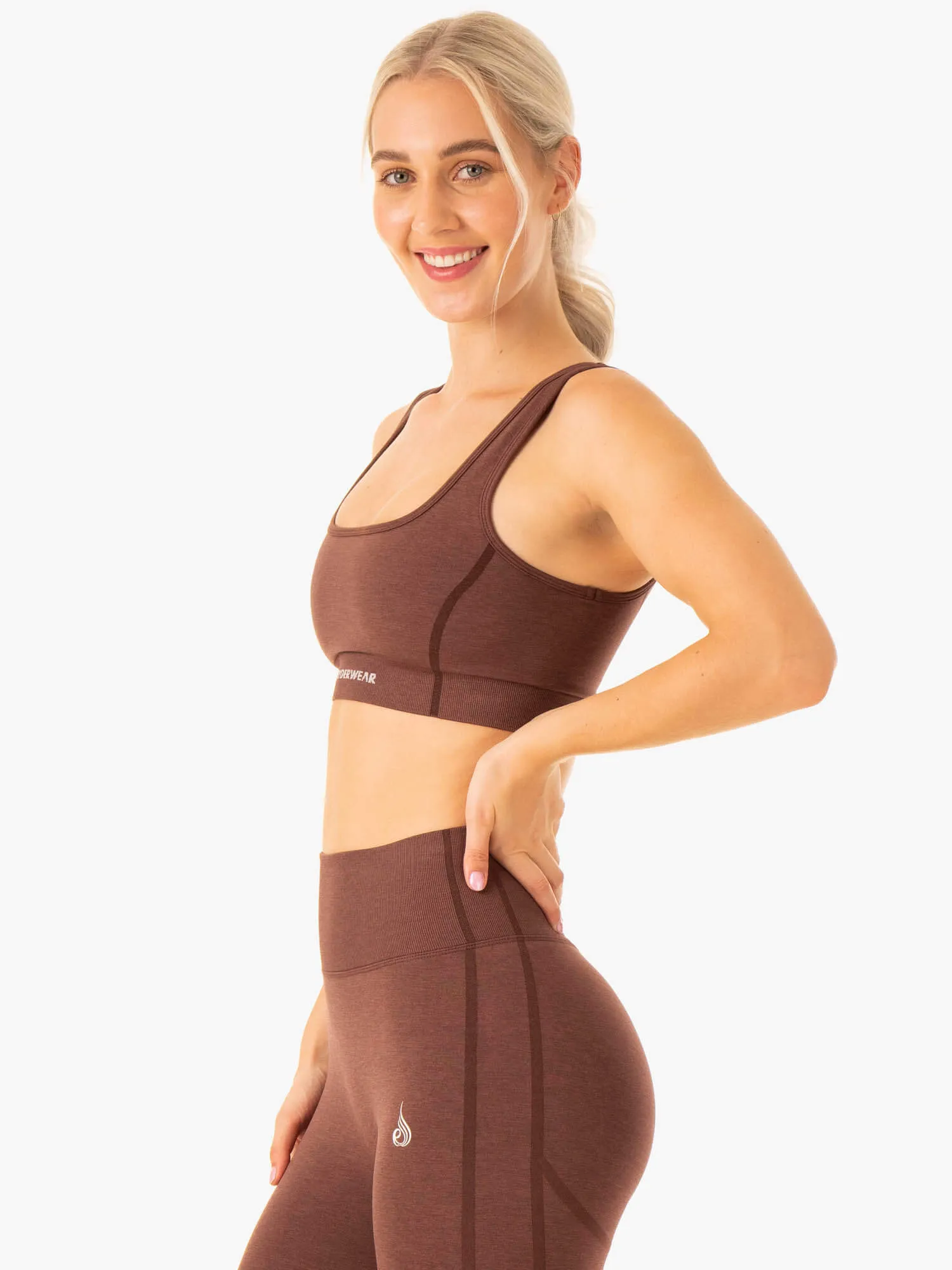 Enhance Seamless Sports Bra - Chocolate Soft Design