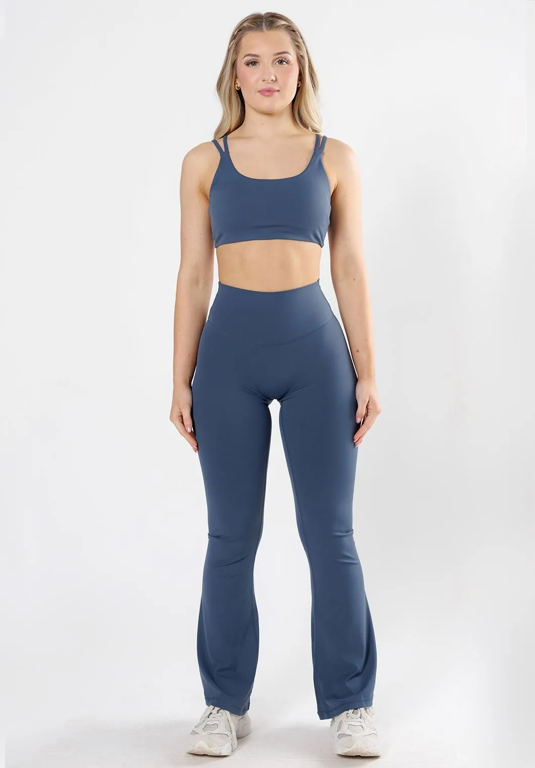 RecStretch? Original Sculptseam? Plus Essential Flare Legging 31" Water Sign Quick-drying Fabric