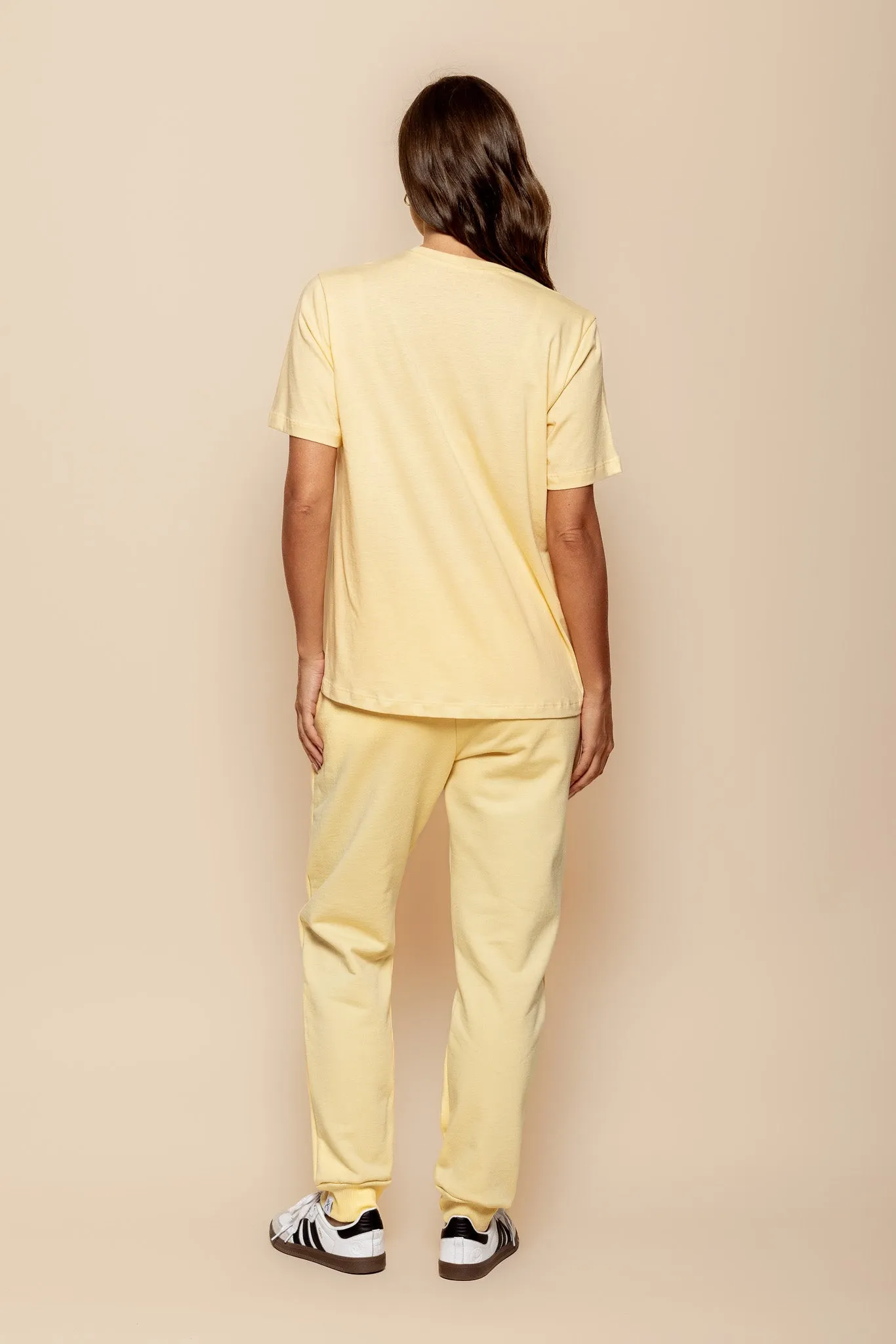 Low-Down Tee Stretchable Collar Band Effortless Daywear