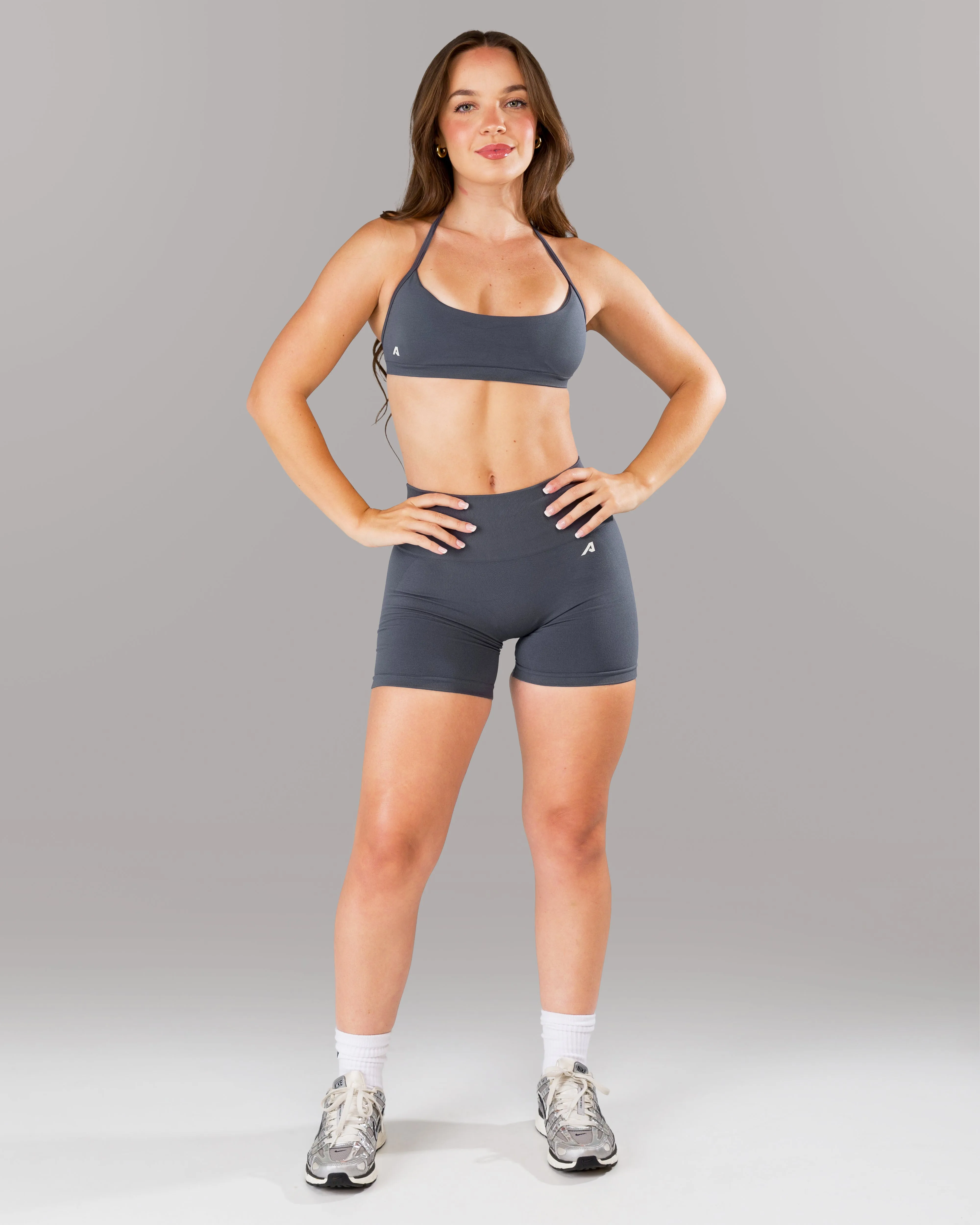 Pump Short - Dusty Navy food industry Roomy Fit