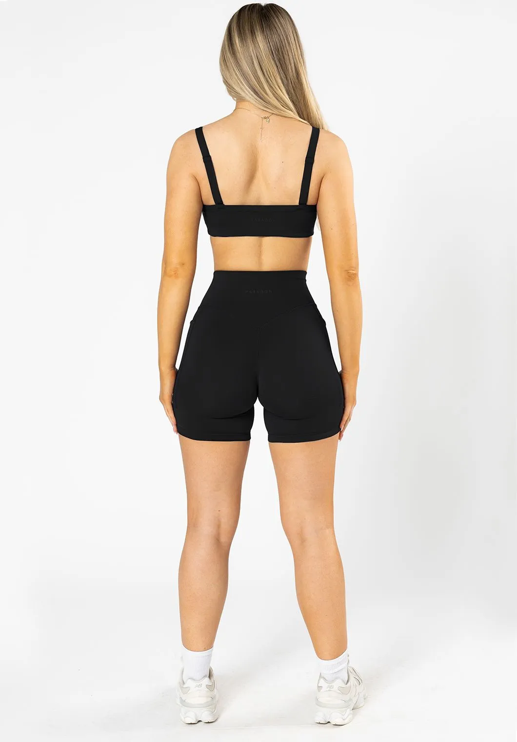 hang dry Reluna? Empower Sculptseam? Pocket Short 6?? Black