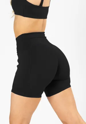 Reluna? Empower Sculptseam? Pocket Short 6?? Black Mood Wear