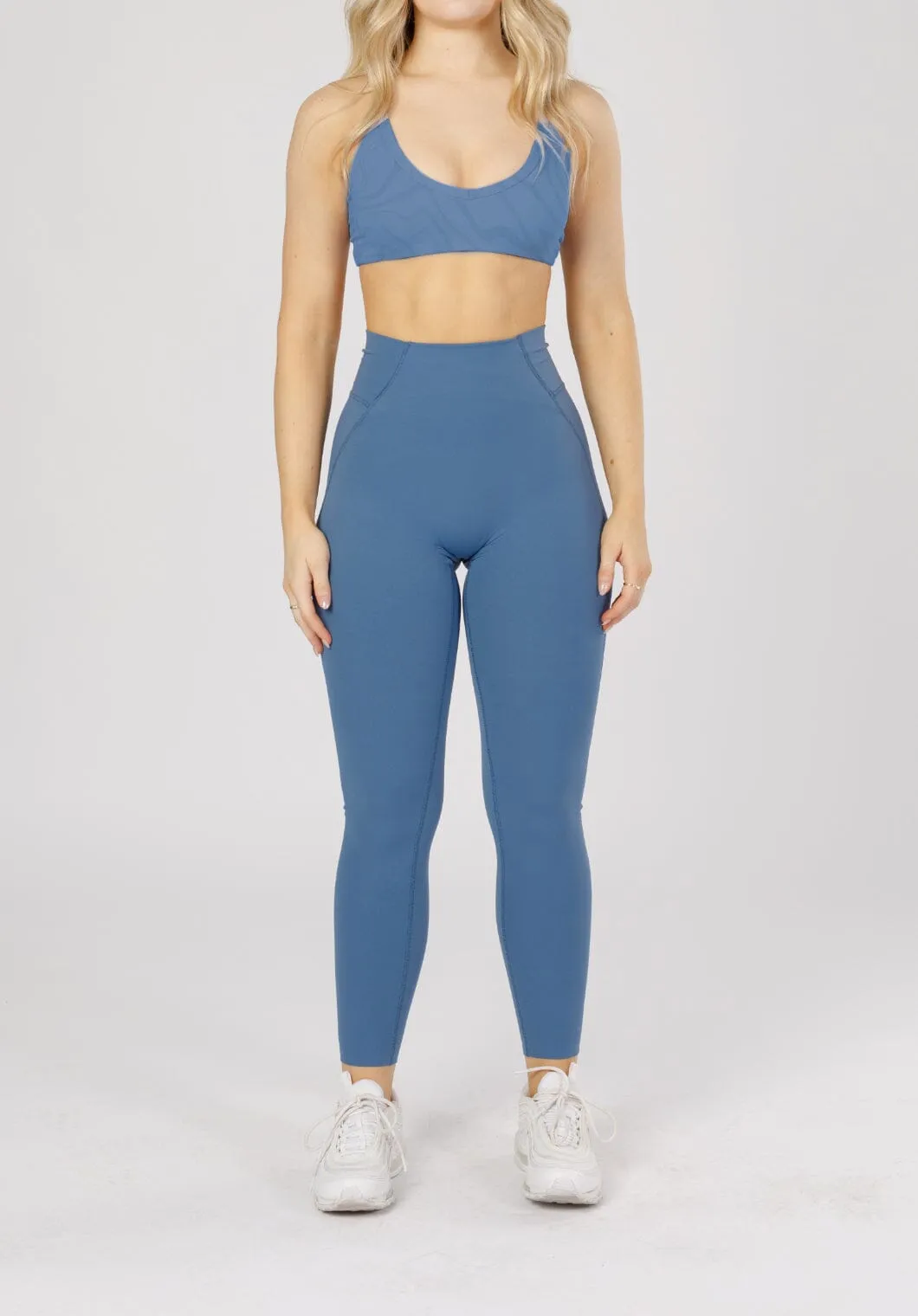 Body Hug RecStretch? DesB High Flow Sculptseam? Plus Legging Aries