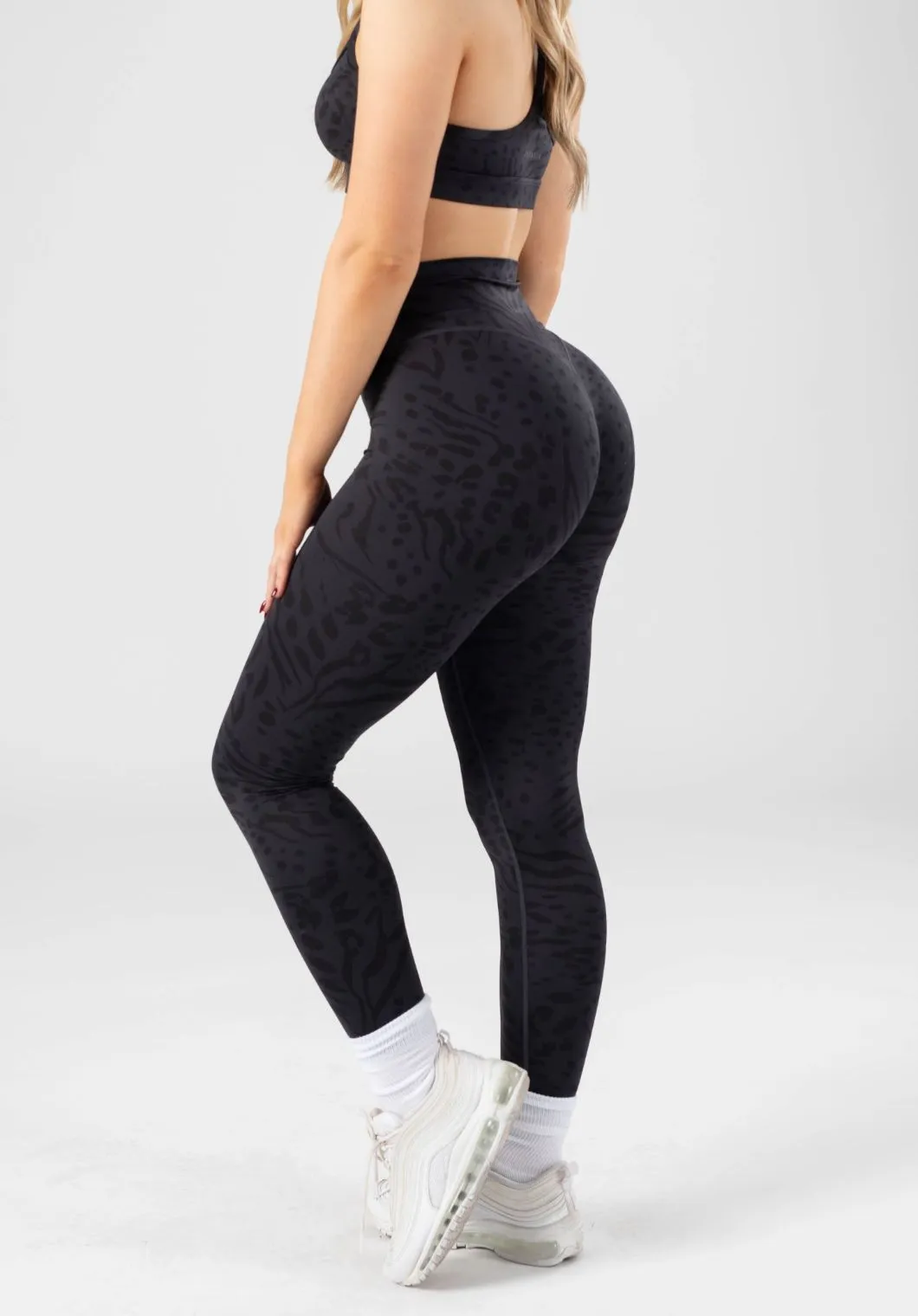 Bonded Pockets Squat Proof Summer Wear Reluna Original Sculptseam? Legging Panther