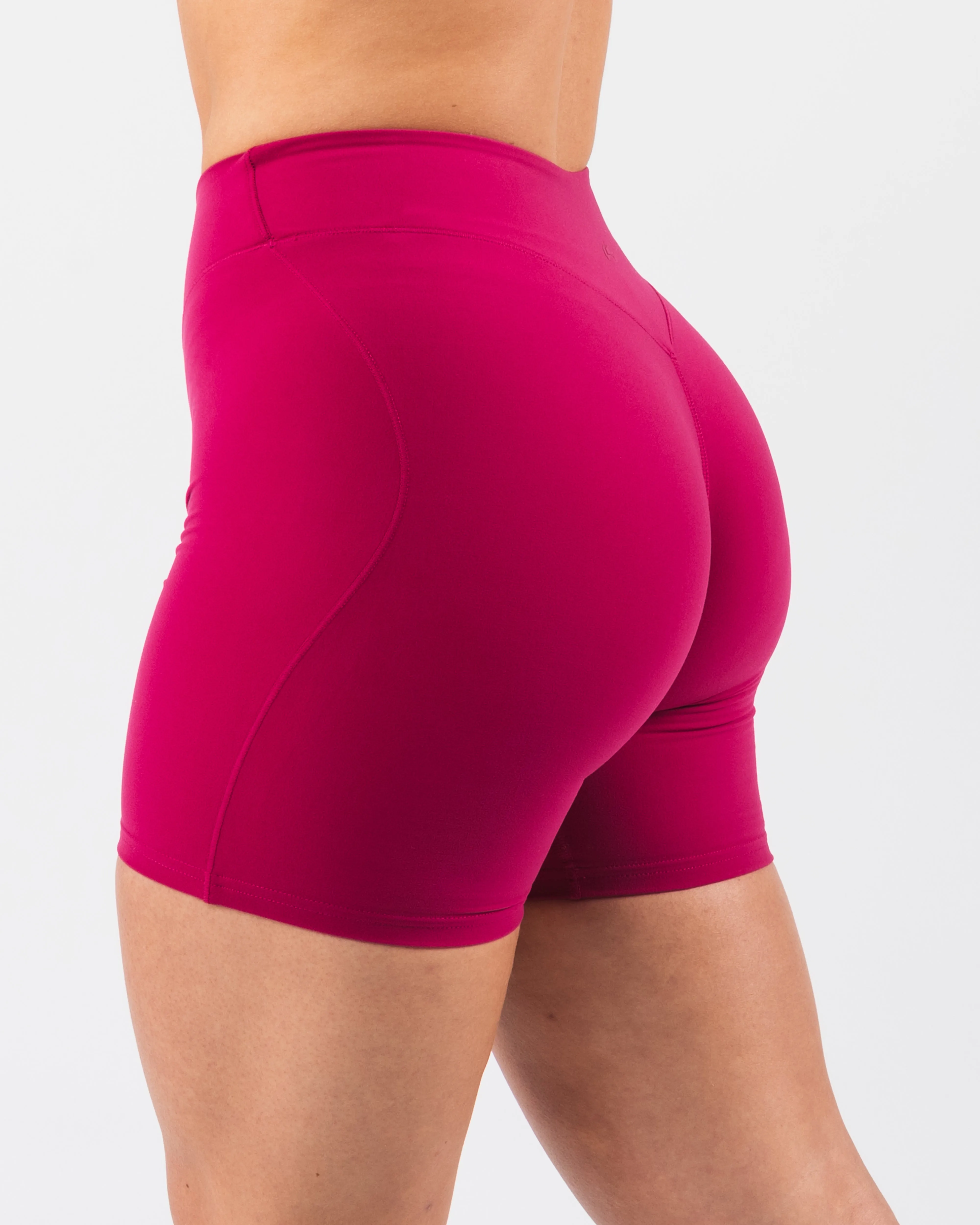 Everyday Core Biker Short - Berry cycling outfit