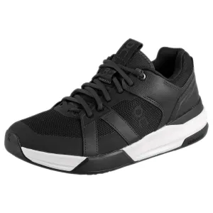 Hexagonal Traction Lugs On Women's THE ROGER Clubhouse Pro - Black/White