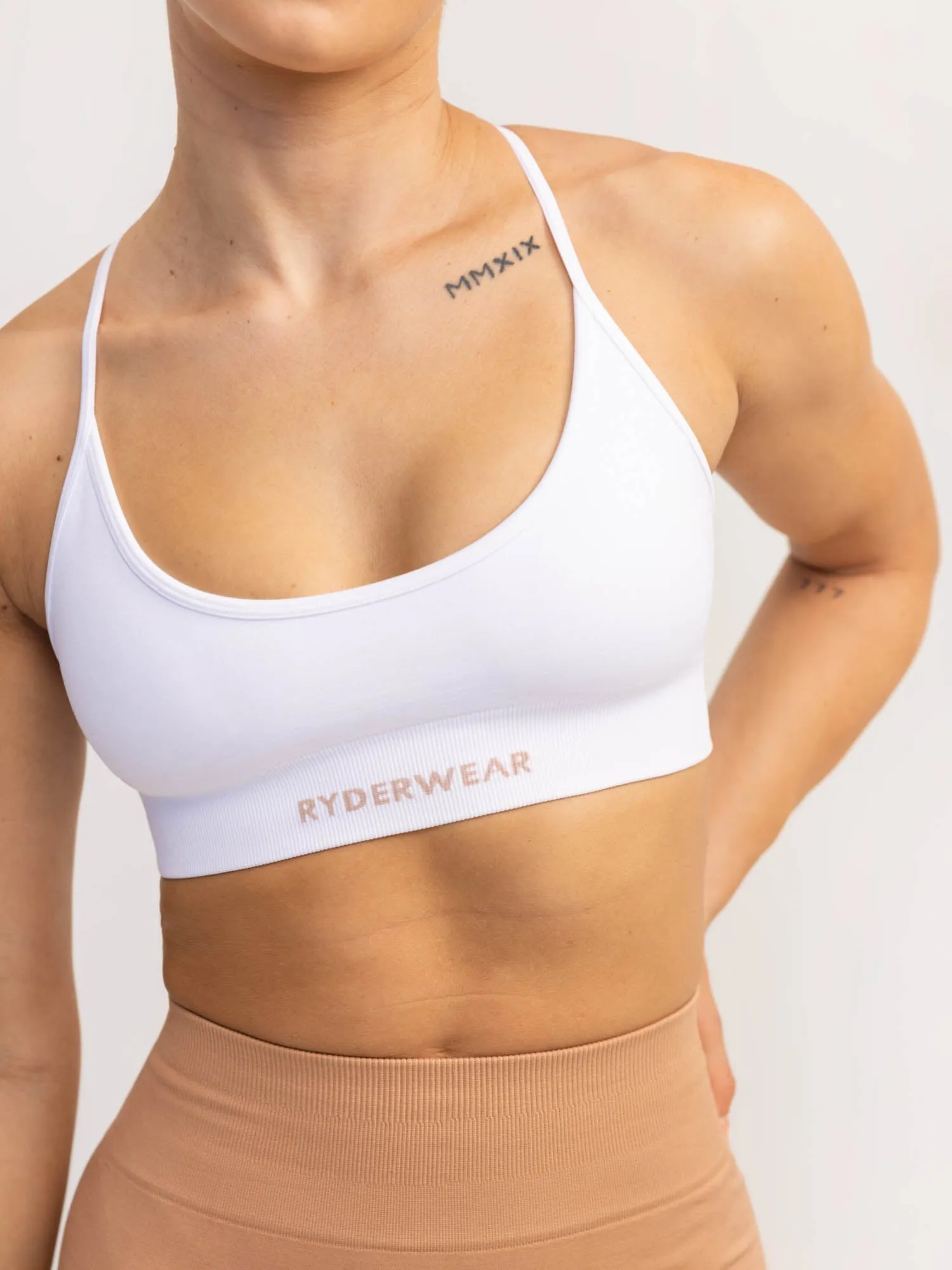 Lift 2.0 Seamless Sports Bra - White Anti Chafe Lining Classic activewear