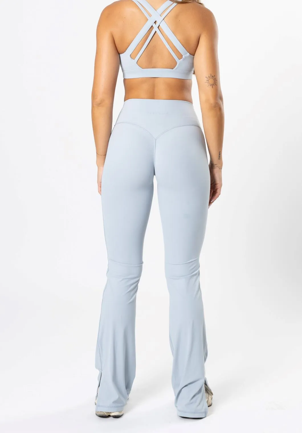 Stylish Comfort Studio Wear RecStretch Original Sculptseam? Plus Flare Legging 34" Pearl Blue