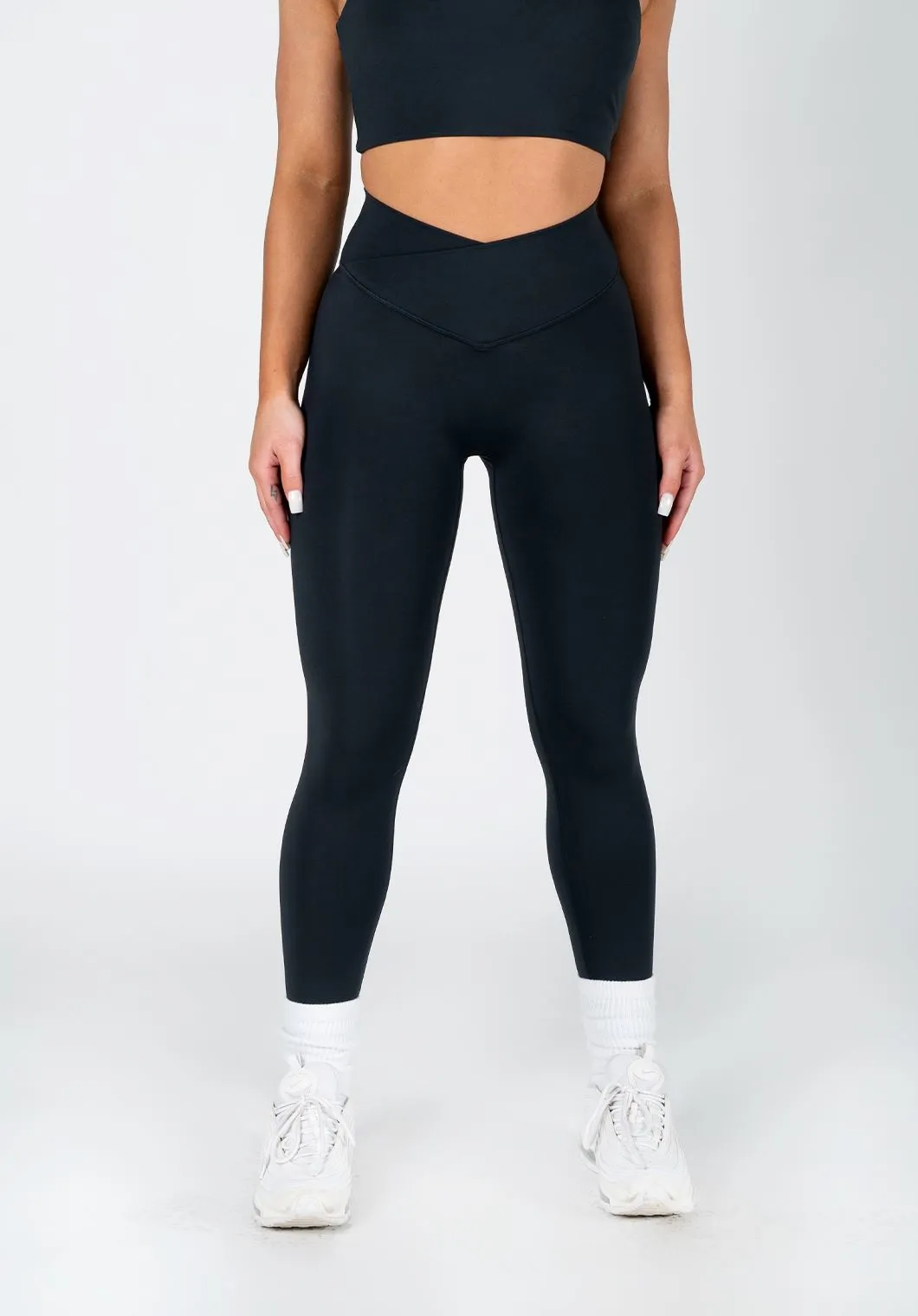 FlexSweat Crossover Sculptseam? Legging Black Perfect for Workouts